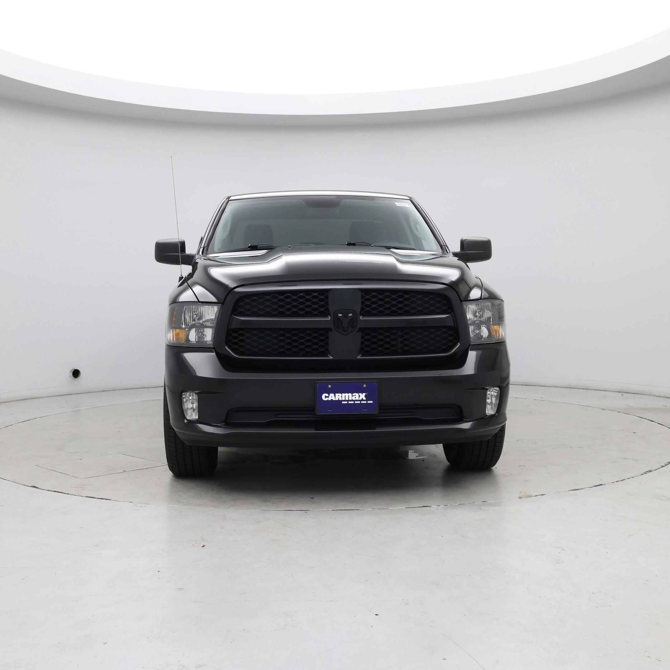 Thumbnail: 2019 RAM 1500 Classic - 5