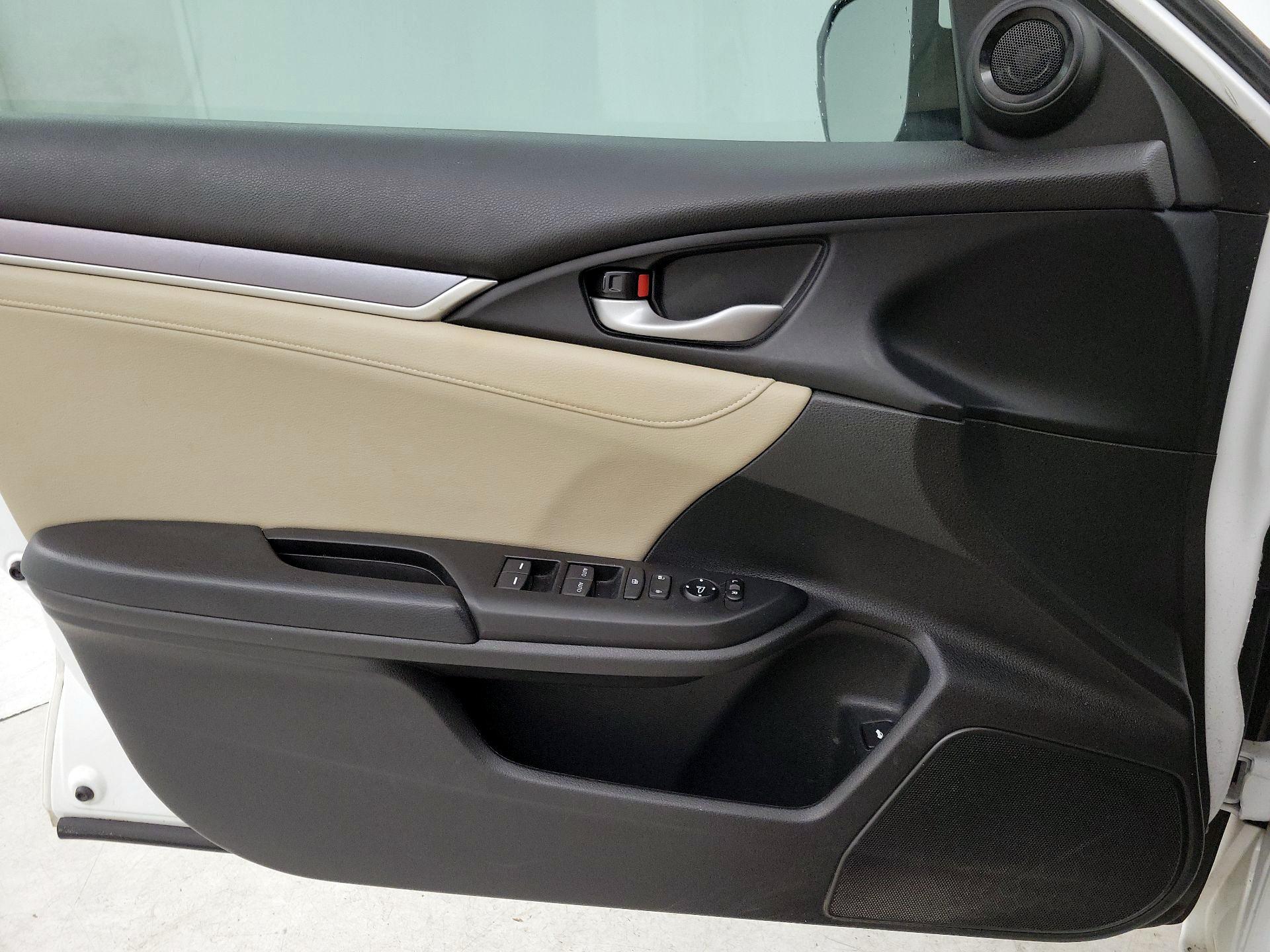 Thumbnail: 2018 Honda Civic - 12