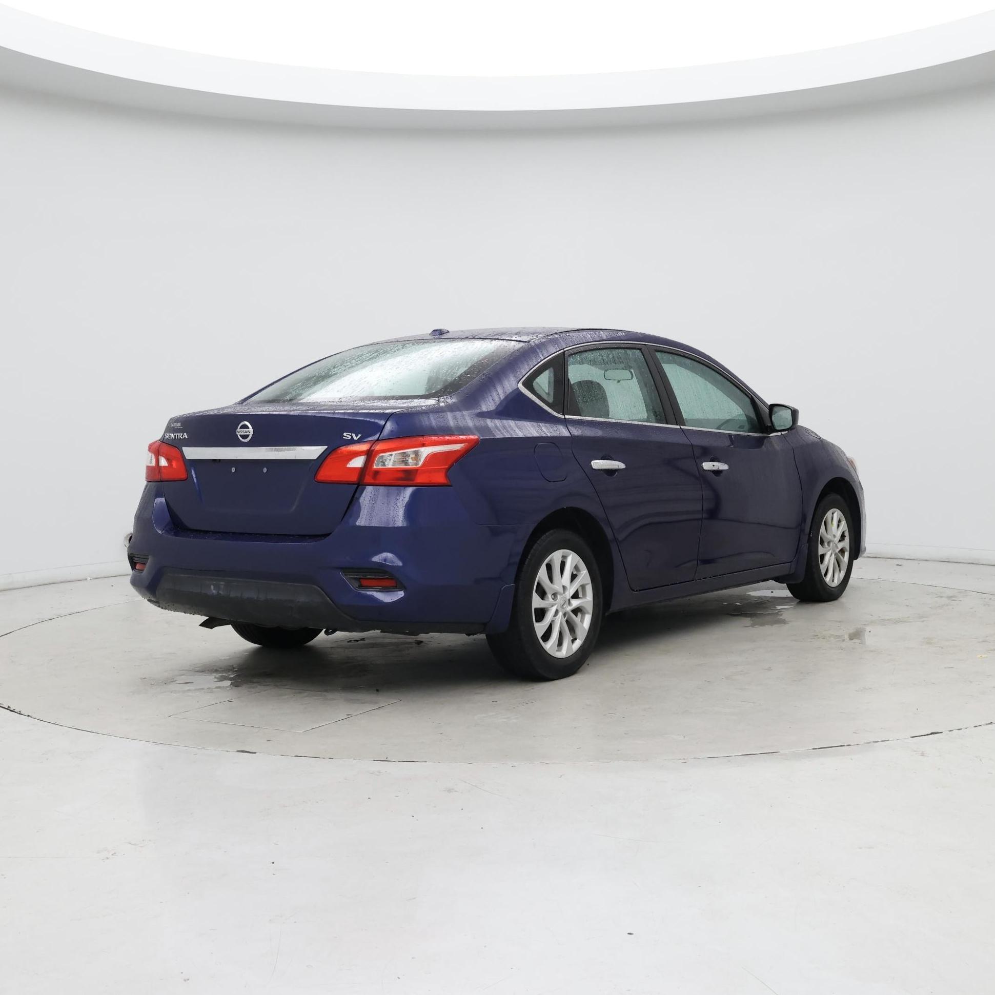 Thumbnail: 2018 Nissan Sentra - 8