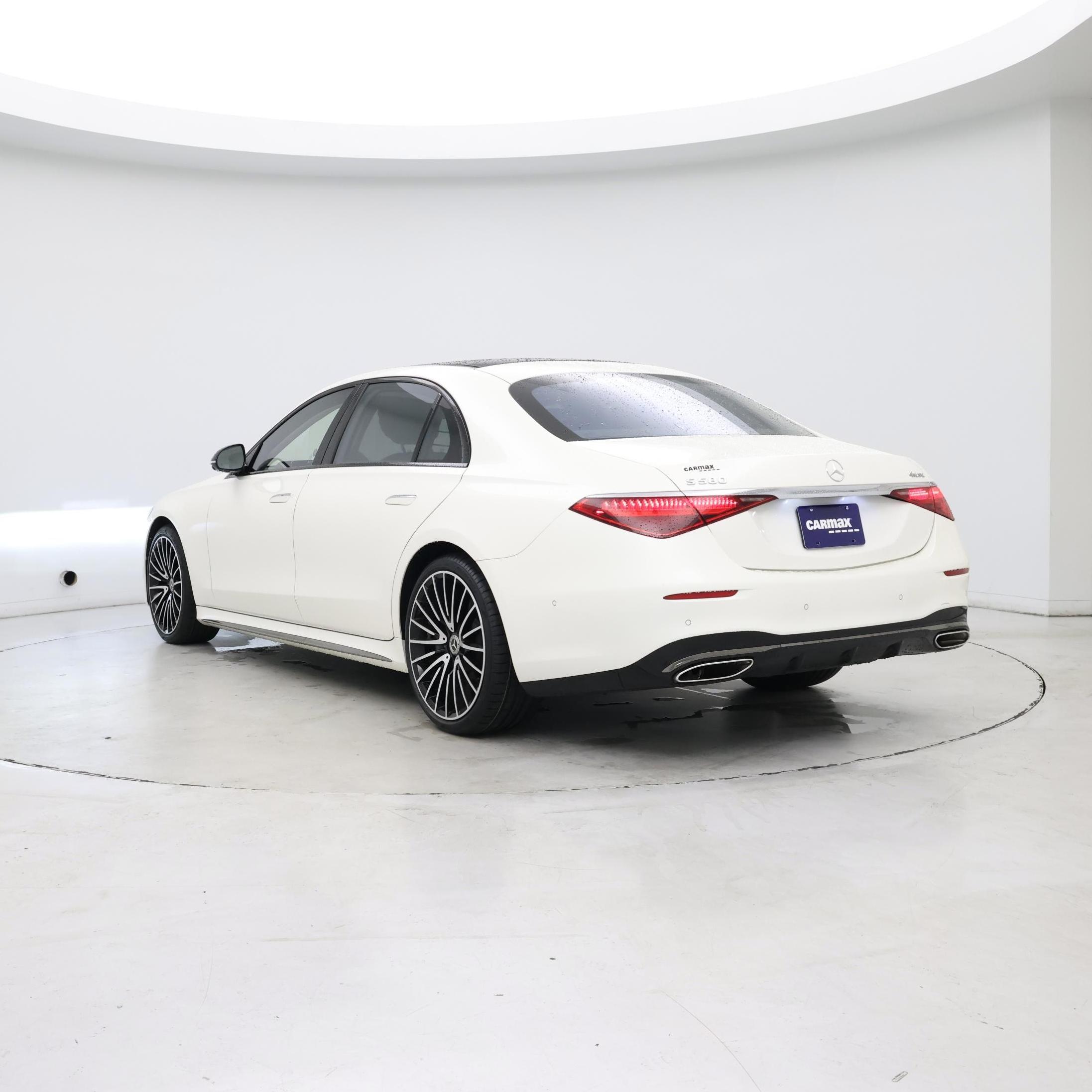 Thumbnail: 2023 Mercedes-Benz S-Class - 2