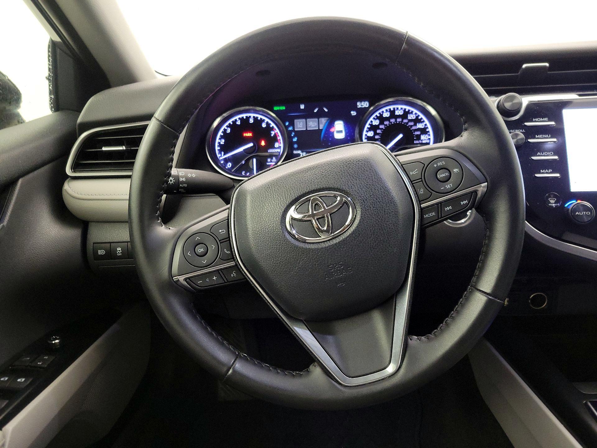 Thumbnail: 2019 Toyota Camry - 10