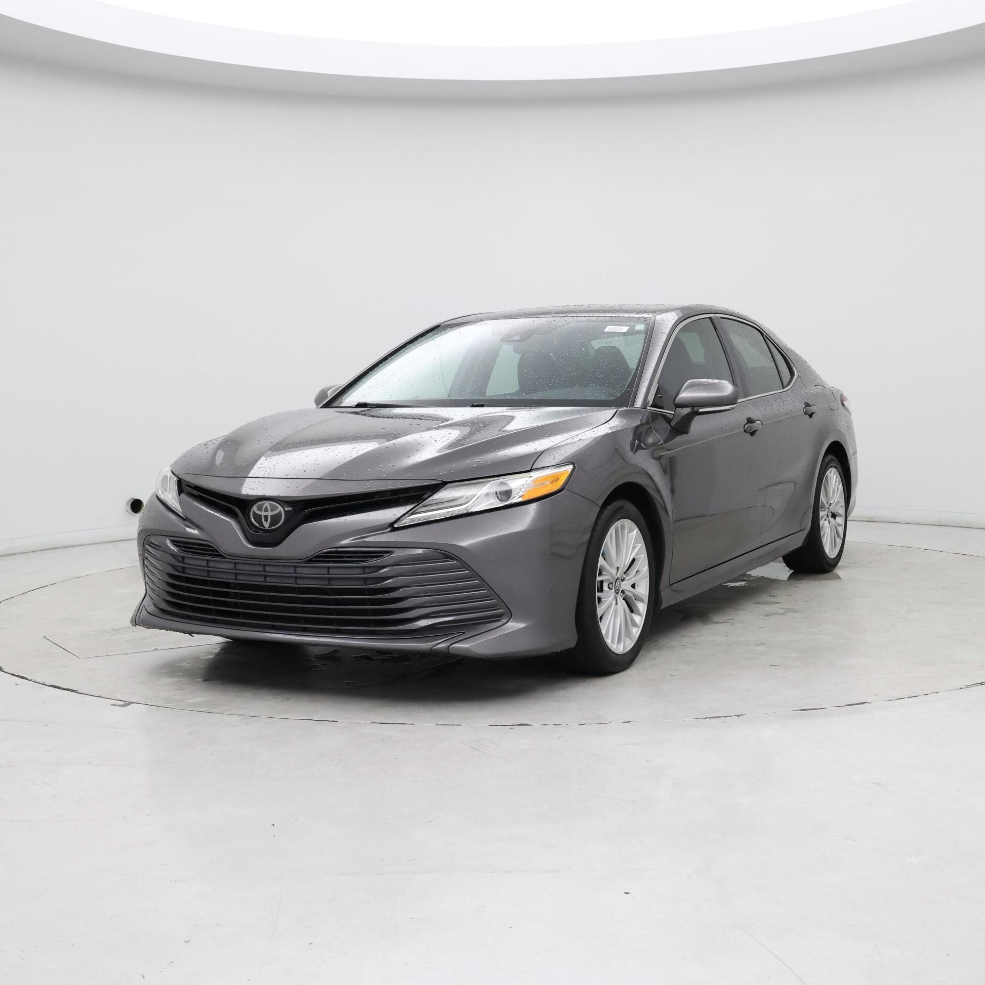 Thumbnail: 2019 Toyota Camry - 4
