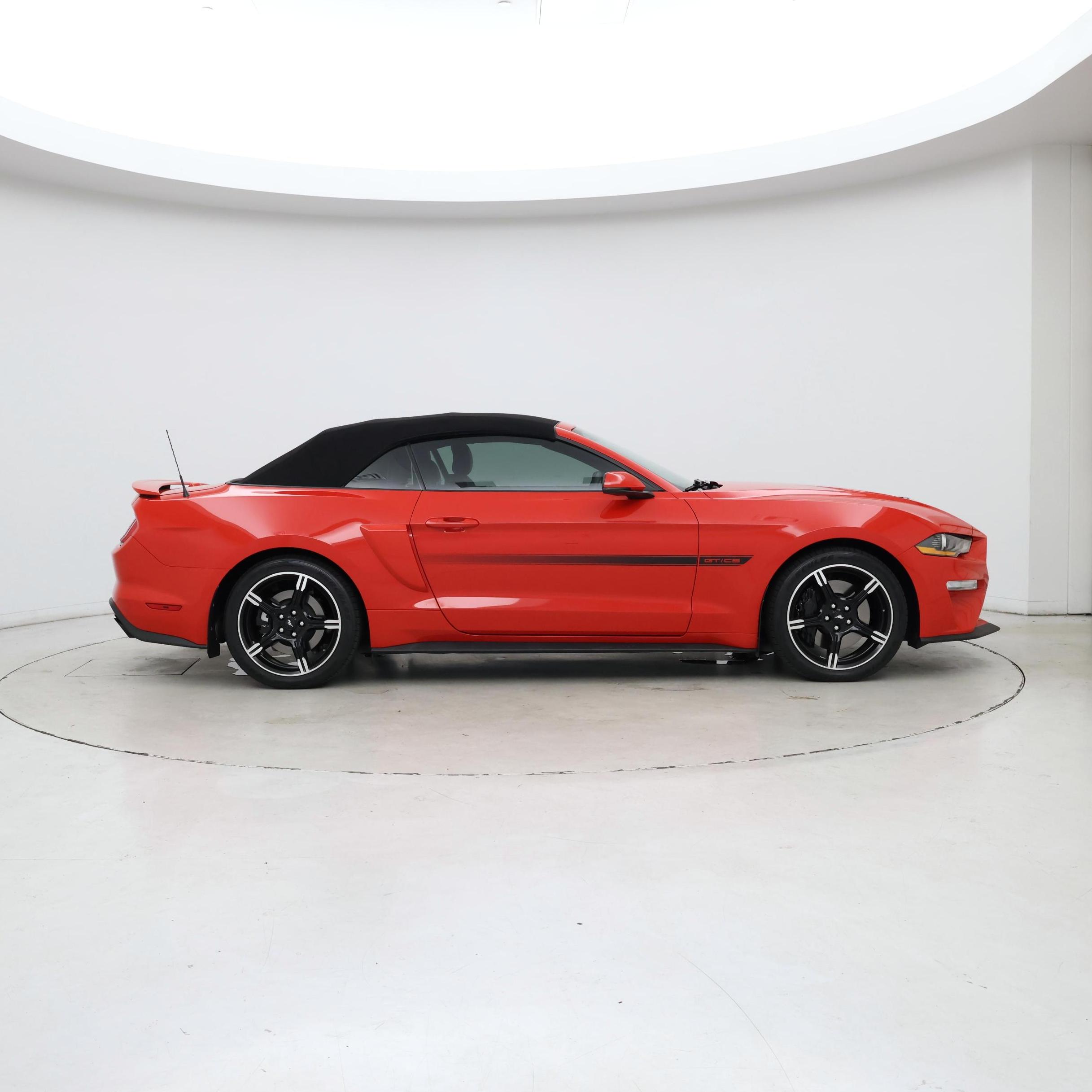Thumbnail: 2019 Ford Mustang - 7