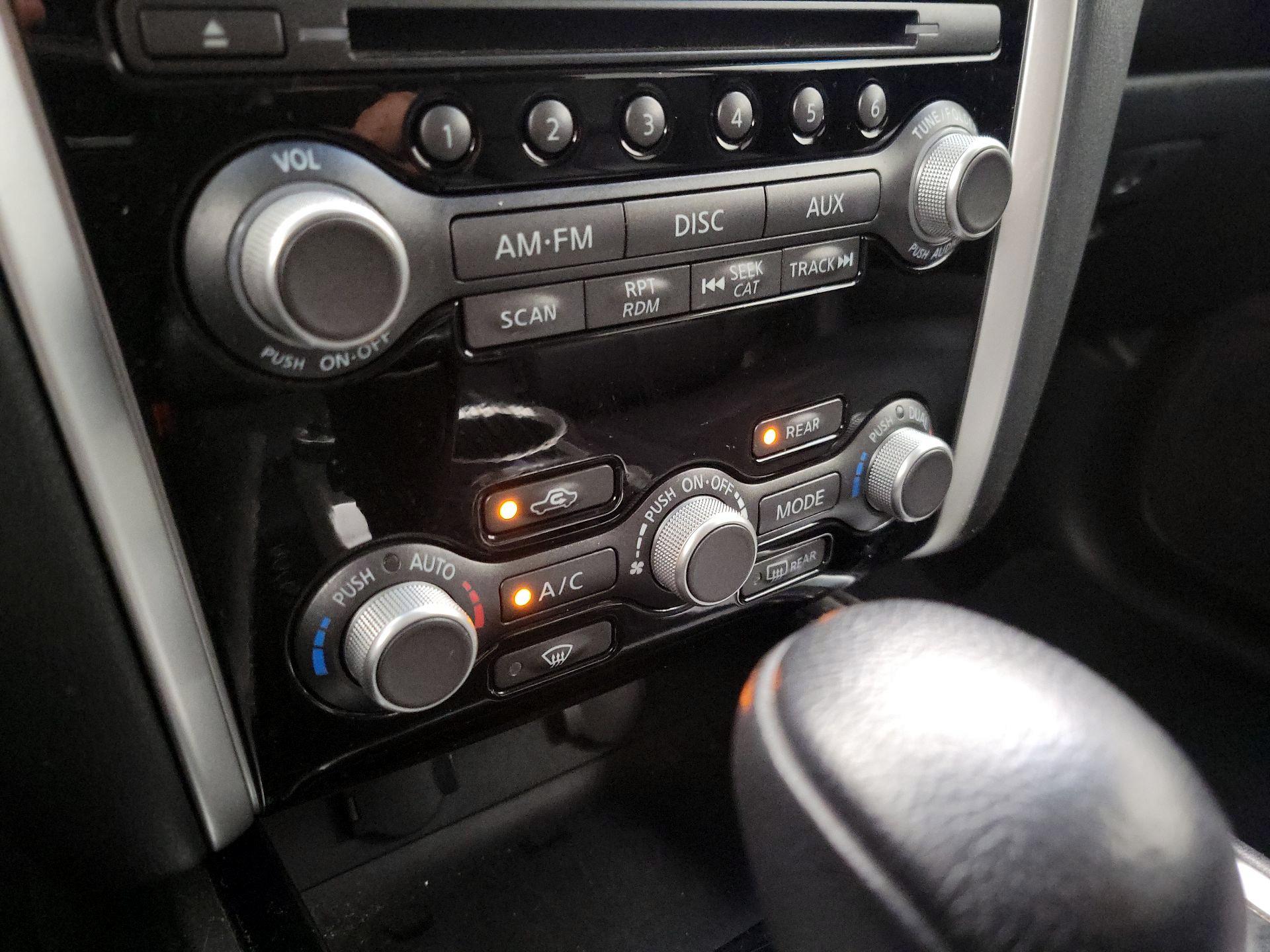 Thumbnail: 2016 Nissan Pathfinder - 16