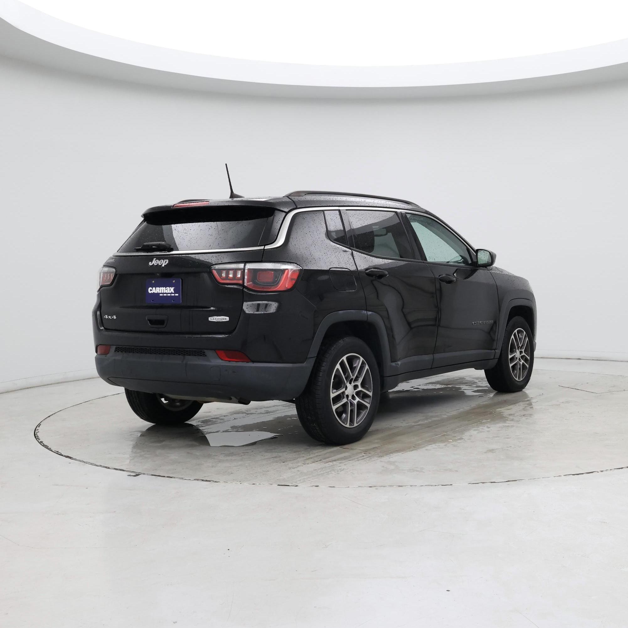 Thumbnail: 2017 Jeep Compass - 8