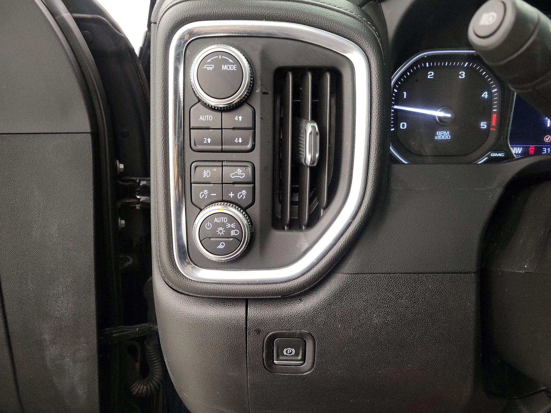 Thumbnail: 2022 GMC Sierra 2500 - 13