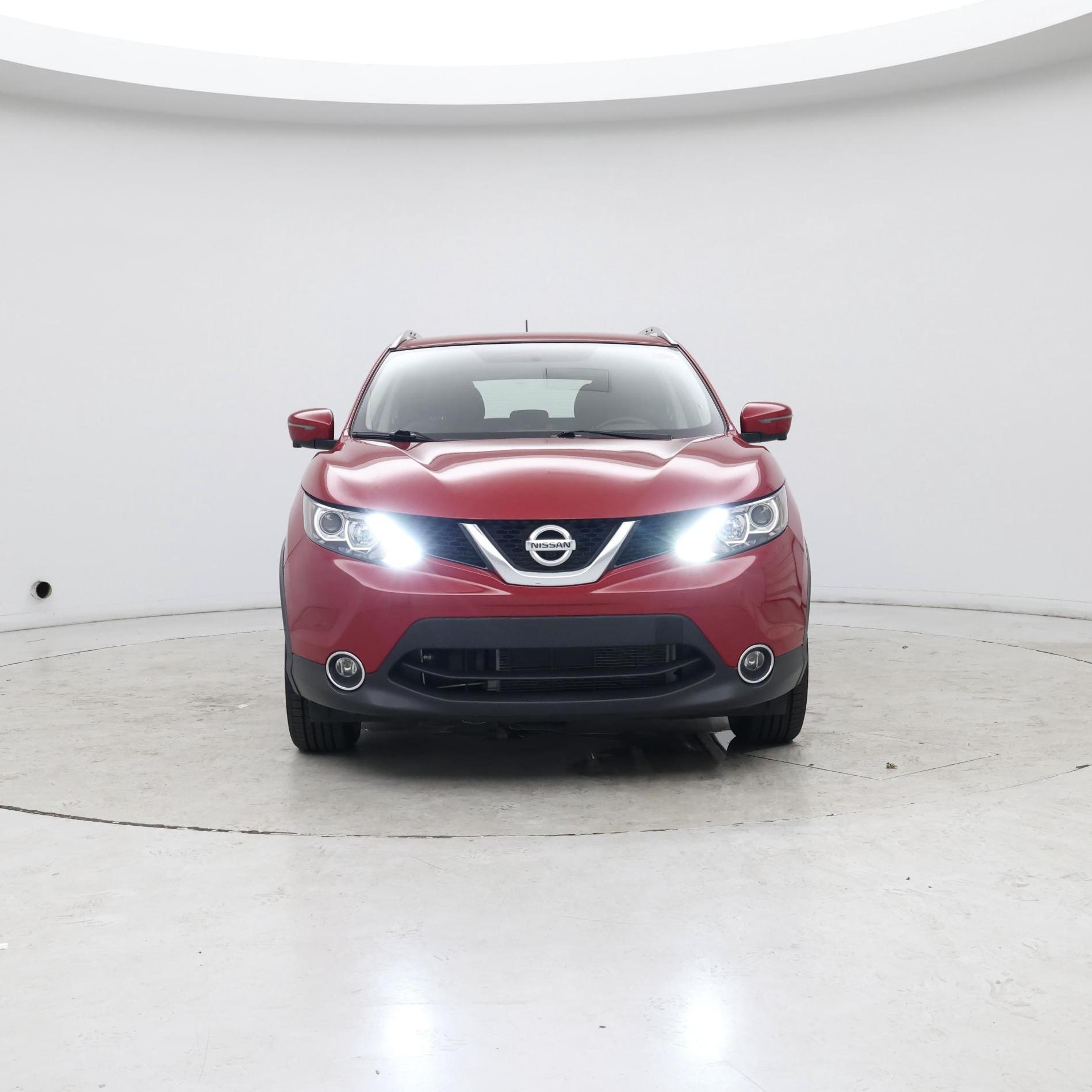 Thumbnail: 2017 Nissan Rogue Sport - 5