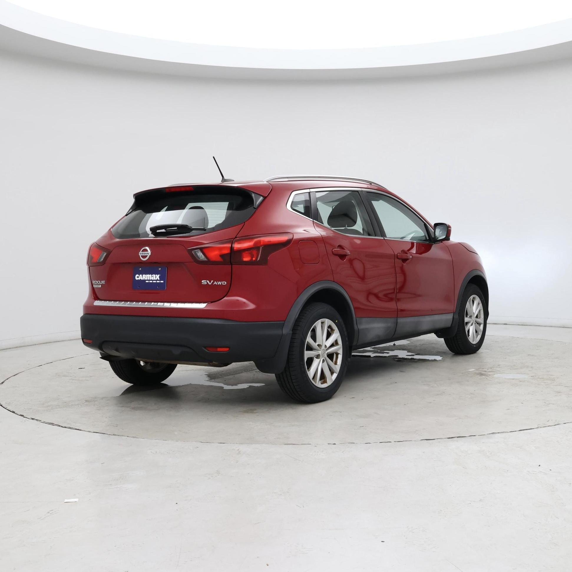 Thumbnail: 2017 Nissan Rogue Sport - 8