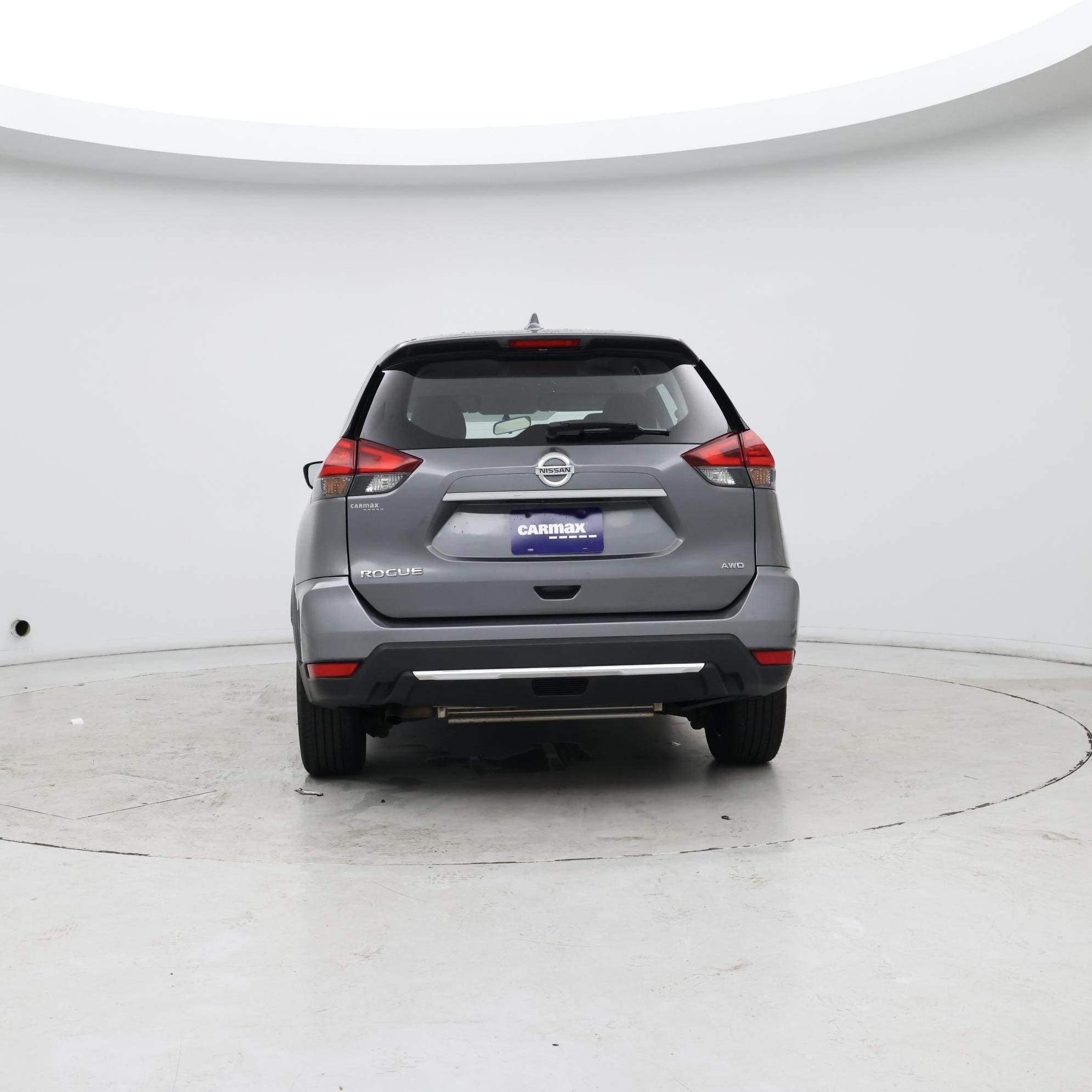 Thumbnail: 2017 Nissan Rogue - 6