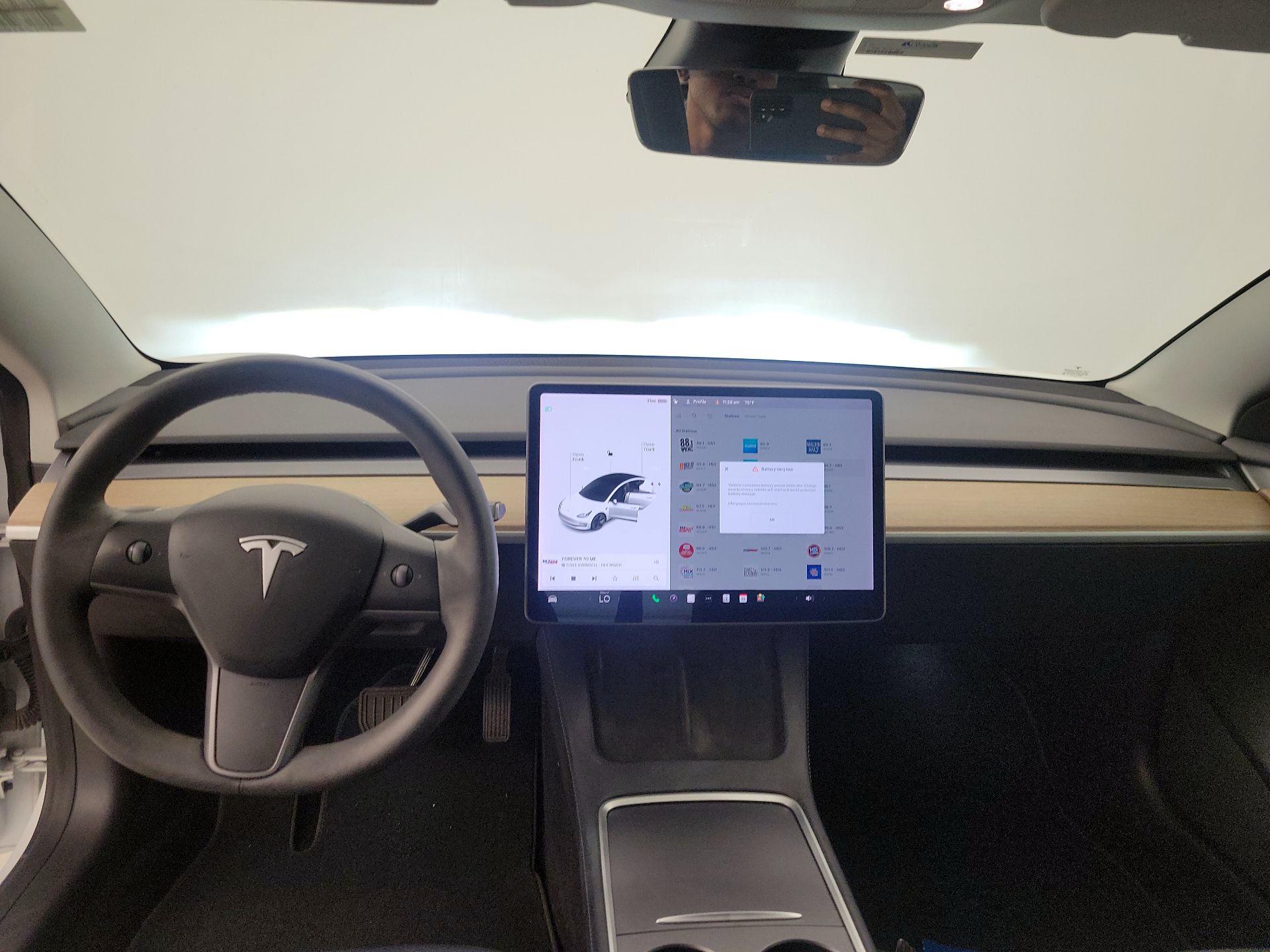 Thumbnail: 2021 Tesla Model 3 - 9
