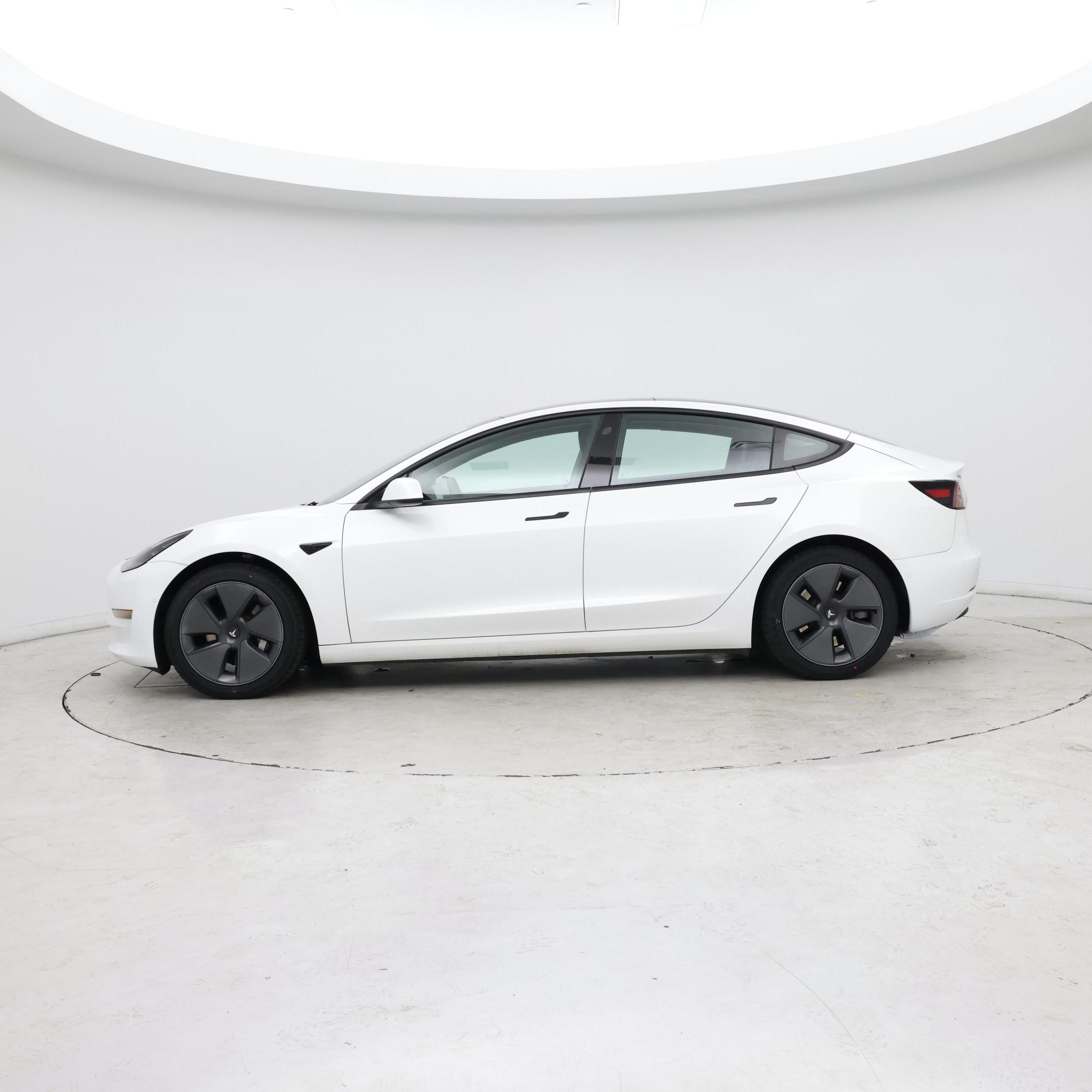Thumbnail: 2021 Tesla Model 3 - 3