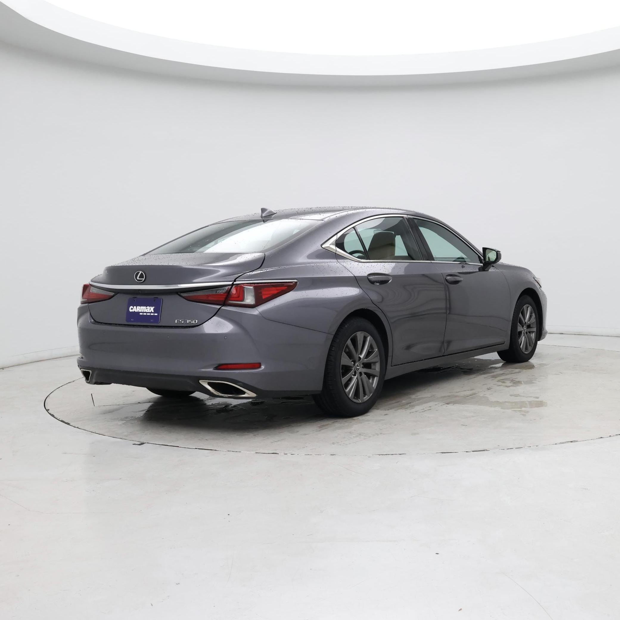 Thumbnail: 2020 Lexus ES - 8