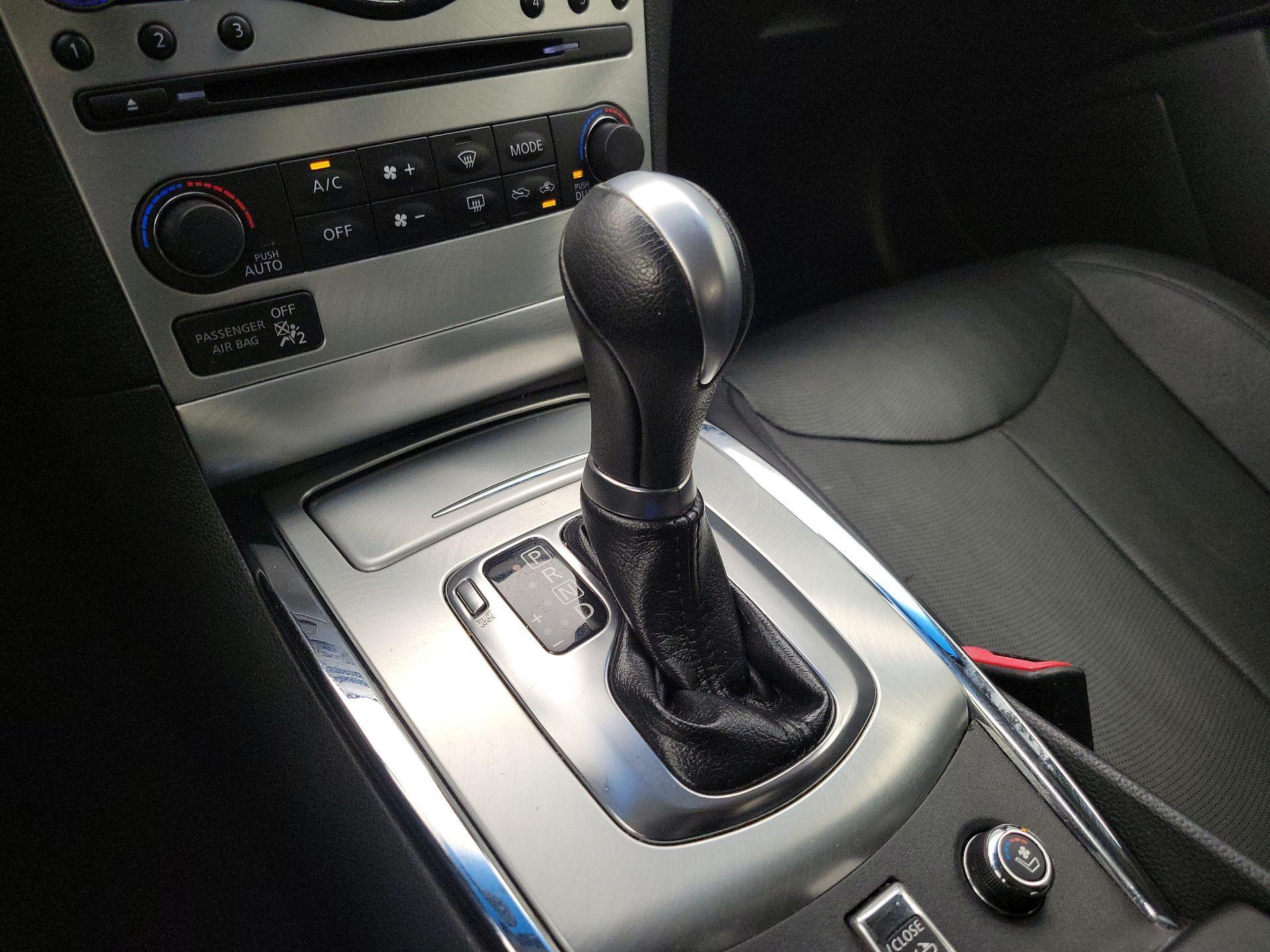 Thumbnail: 2014 INFINITI Q60 - 17