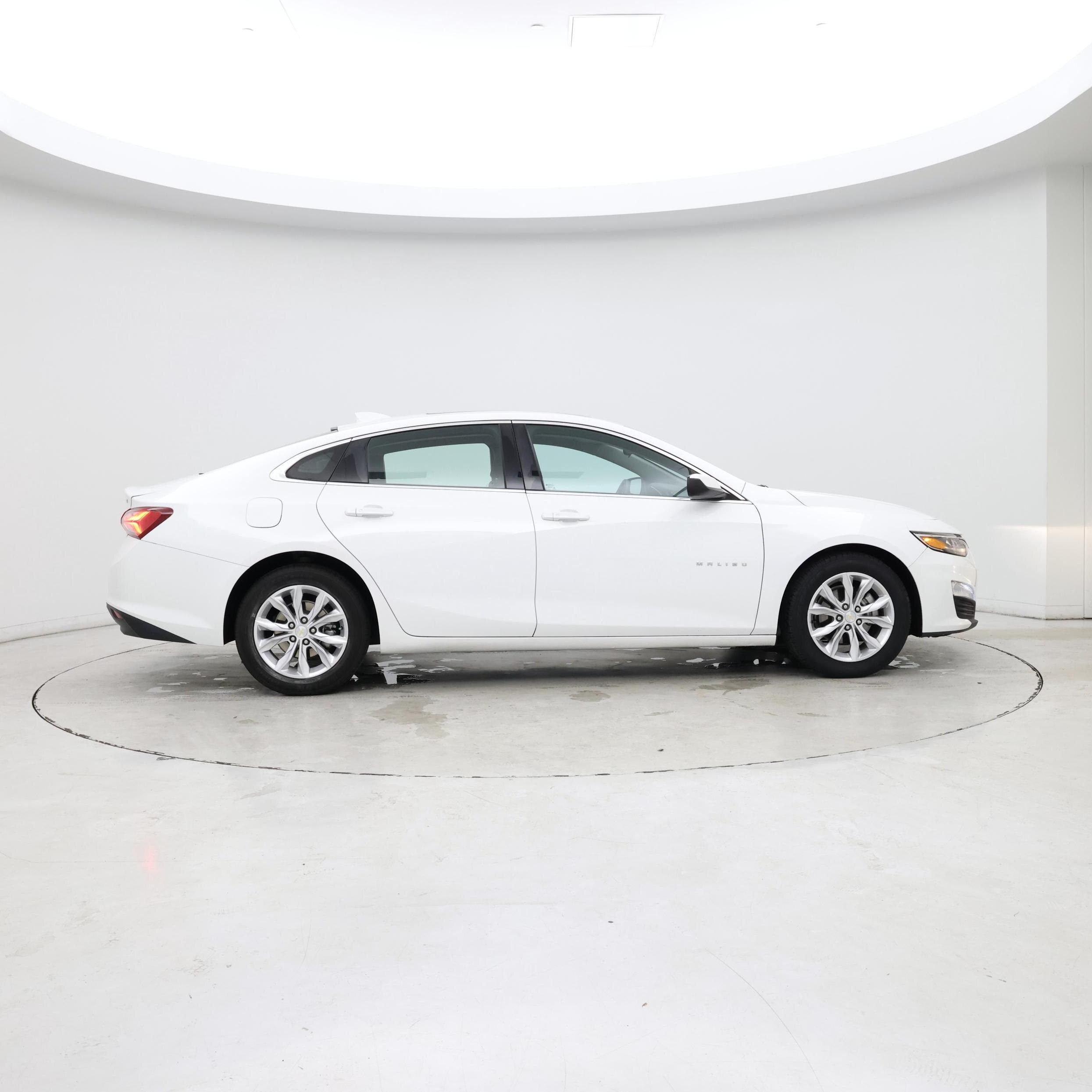 Thumbnail: 2022 Chevrolet Malibu - 7