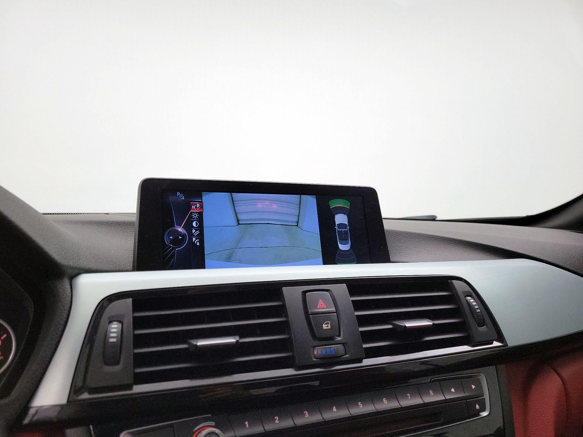 Thumbnail: 2015 BMW 4 Series - 14