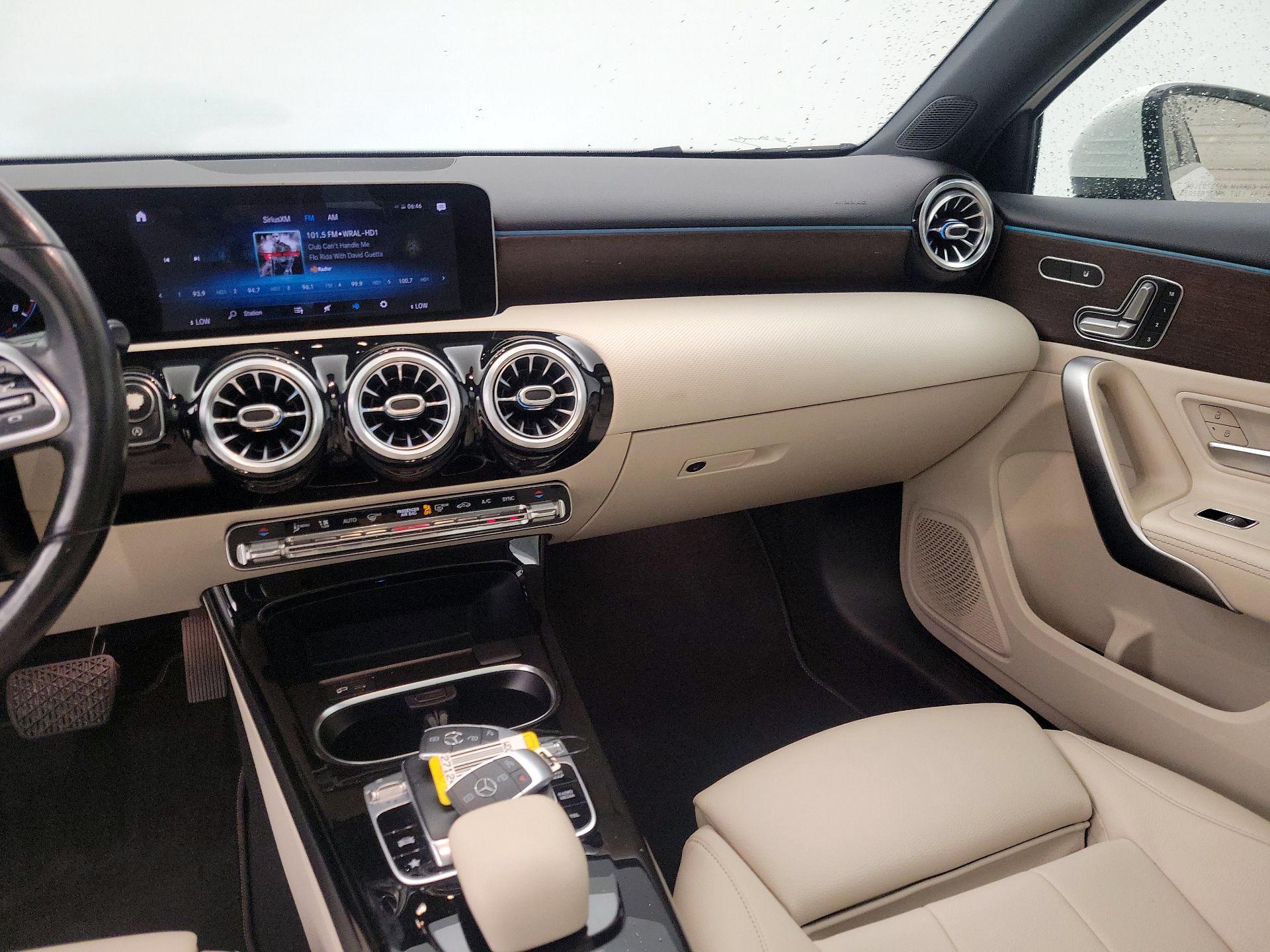 Thumbnail: 2019 Mercedes-Benz A-Class - 9