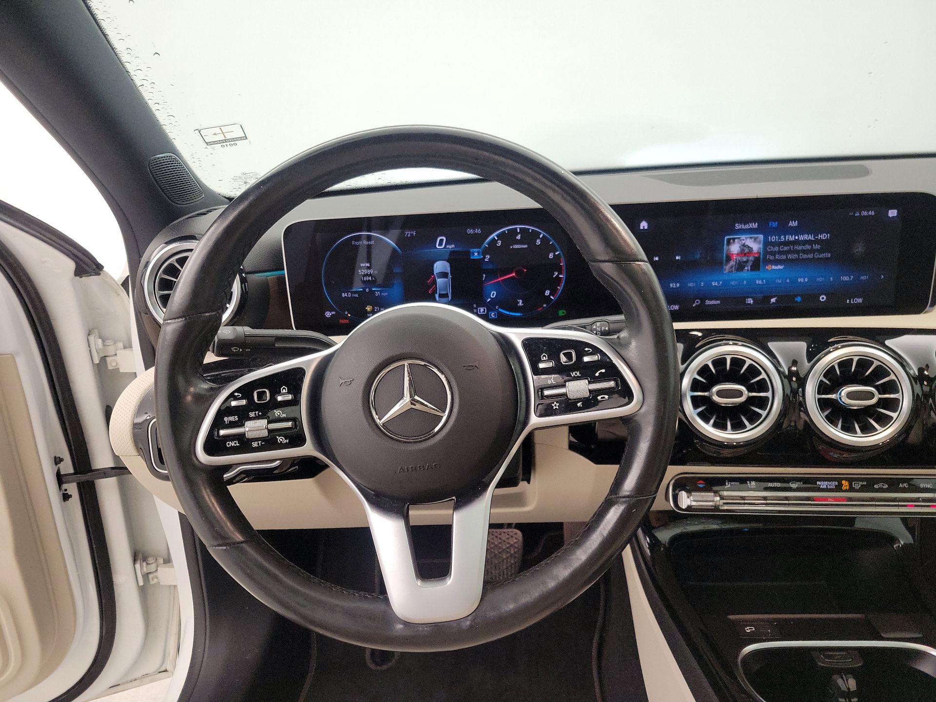 Thumbnail: 2019 Mercedes-Benz A-Class - 10