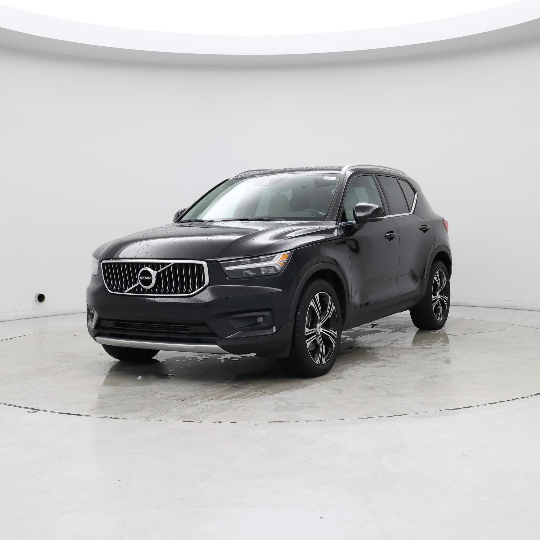 Thumbnail: 2020 Volvo XC40 - 4