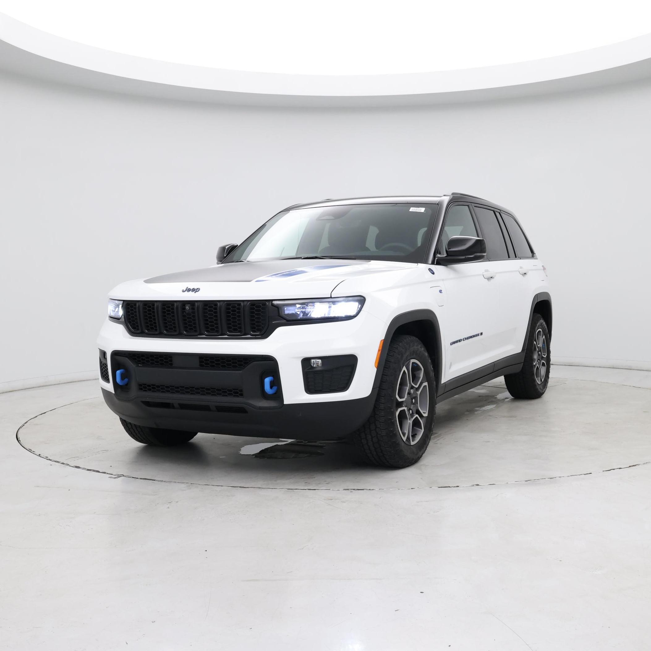 Thumbnail: 2023 Jeep Grand Cherokee - 4