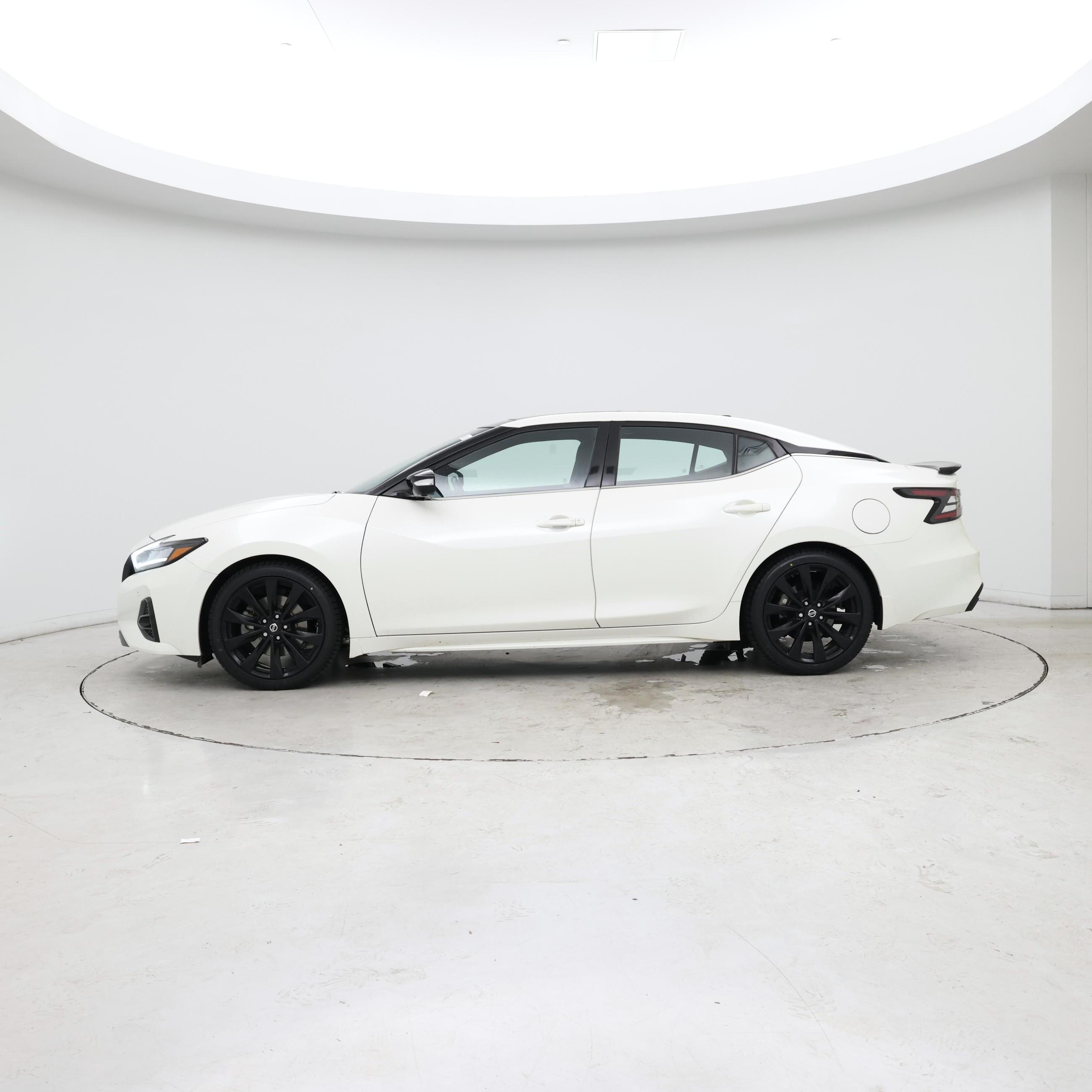 Thumbnail: 2022 Nissan Maxima - 3