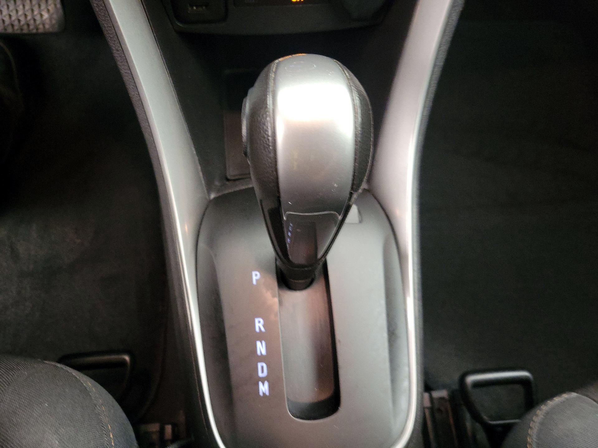 Thumbnail: 2019 Chevrolet Trax - 17