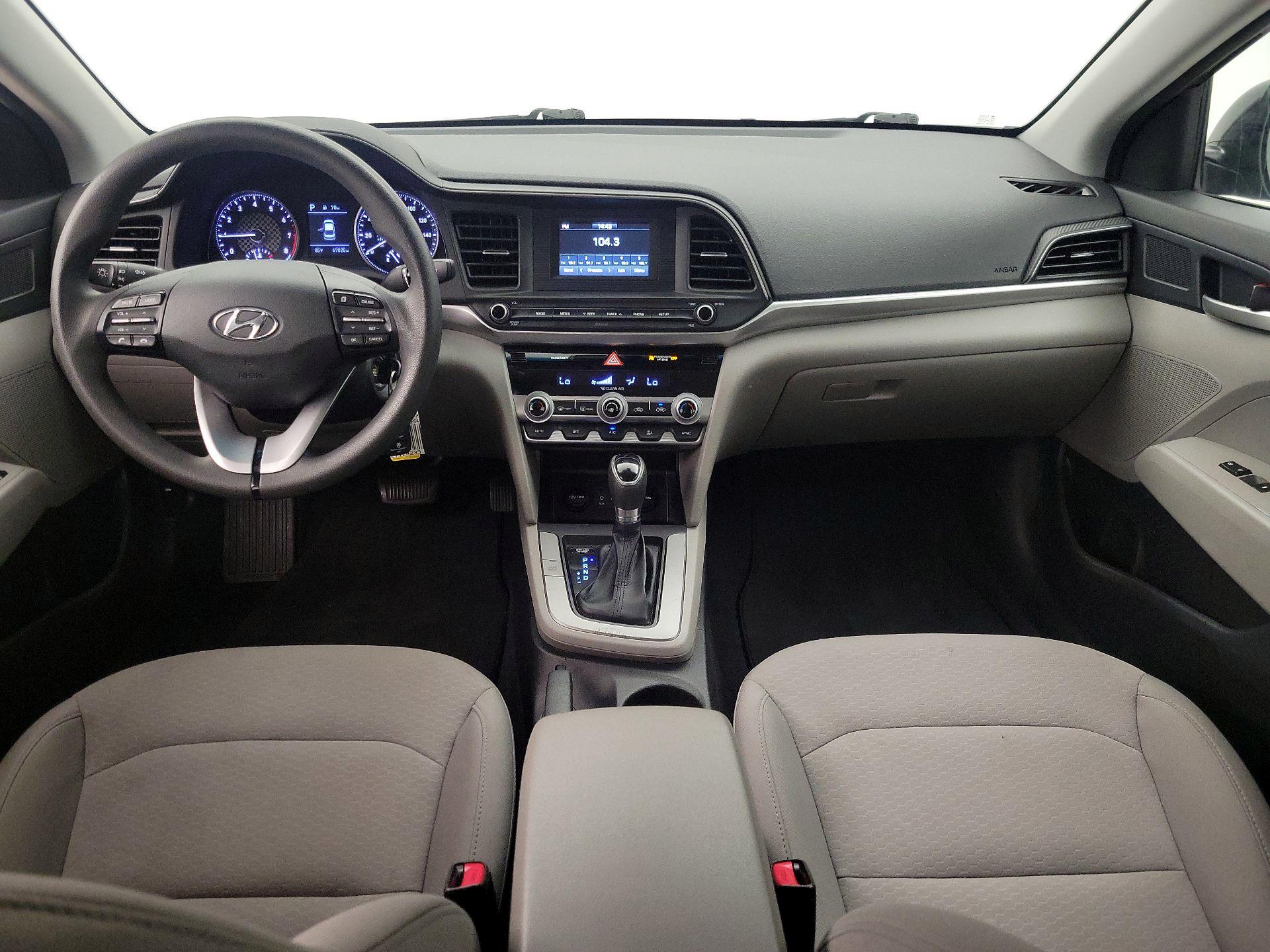 Thumbnail: 2020 Hyundai Elantra - 9