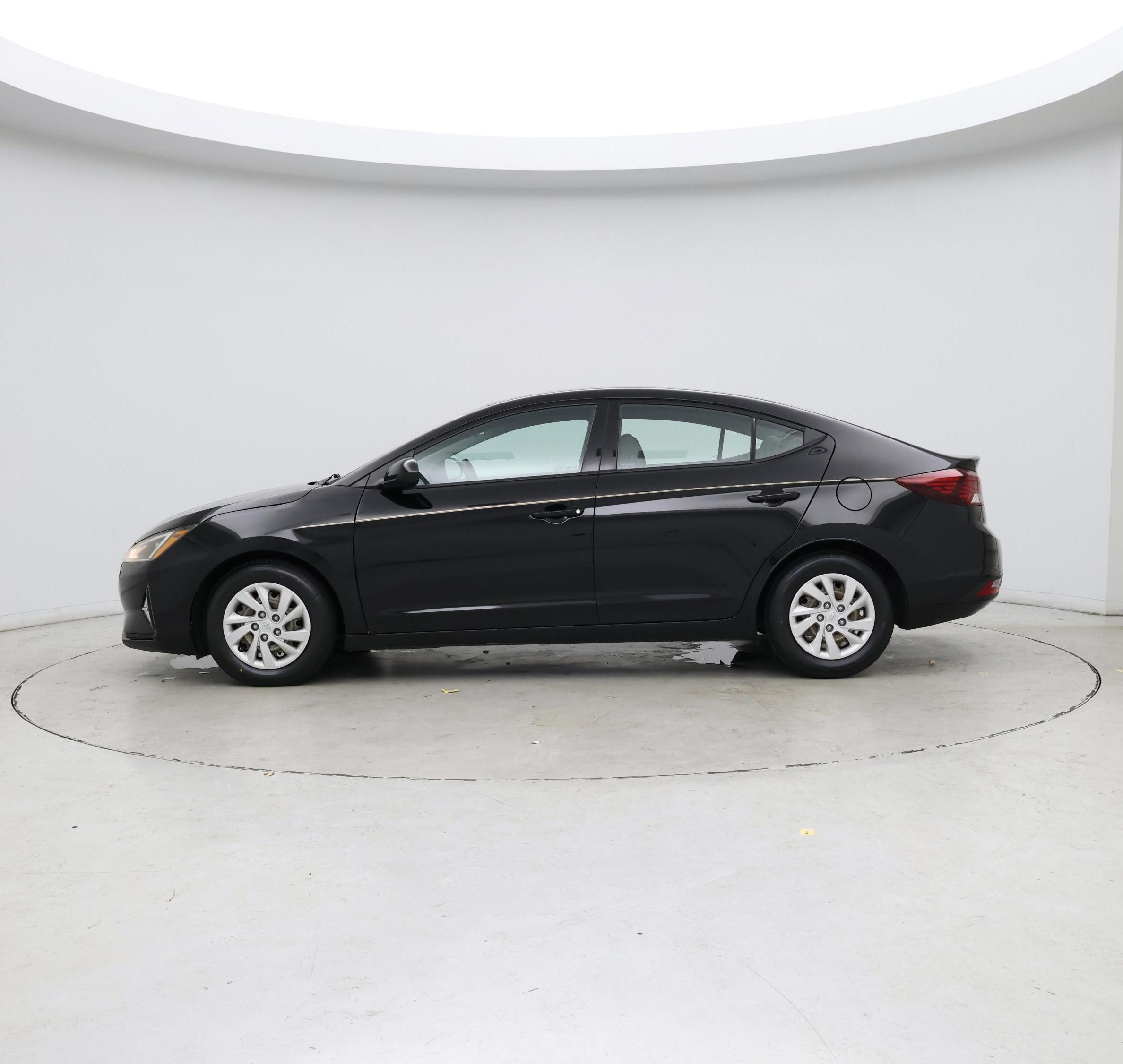 Thumbnail: 2020 Hyundai Elantra - 3