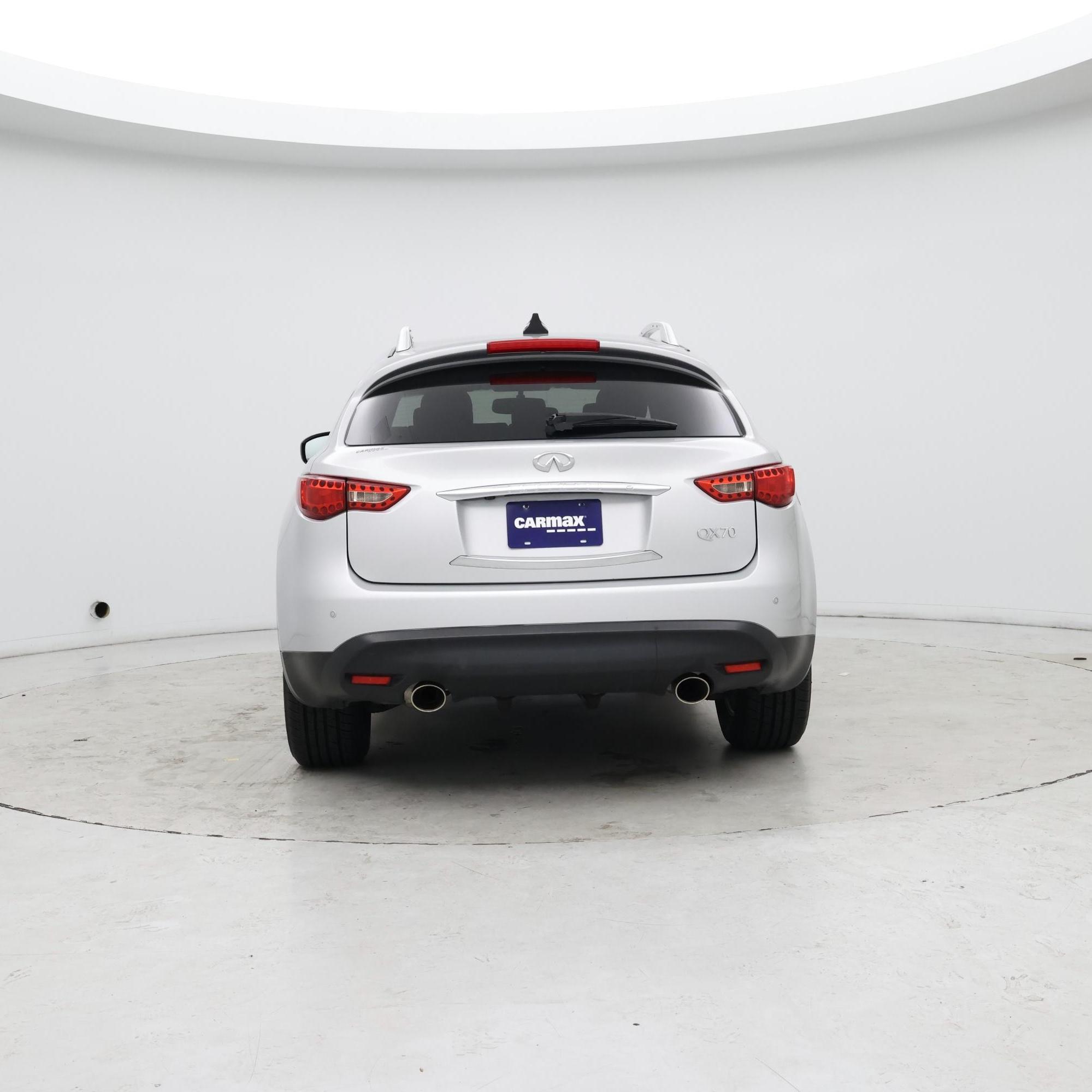 Thumbnail: 2017 INFINITI QX70 - 6