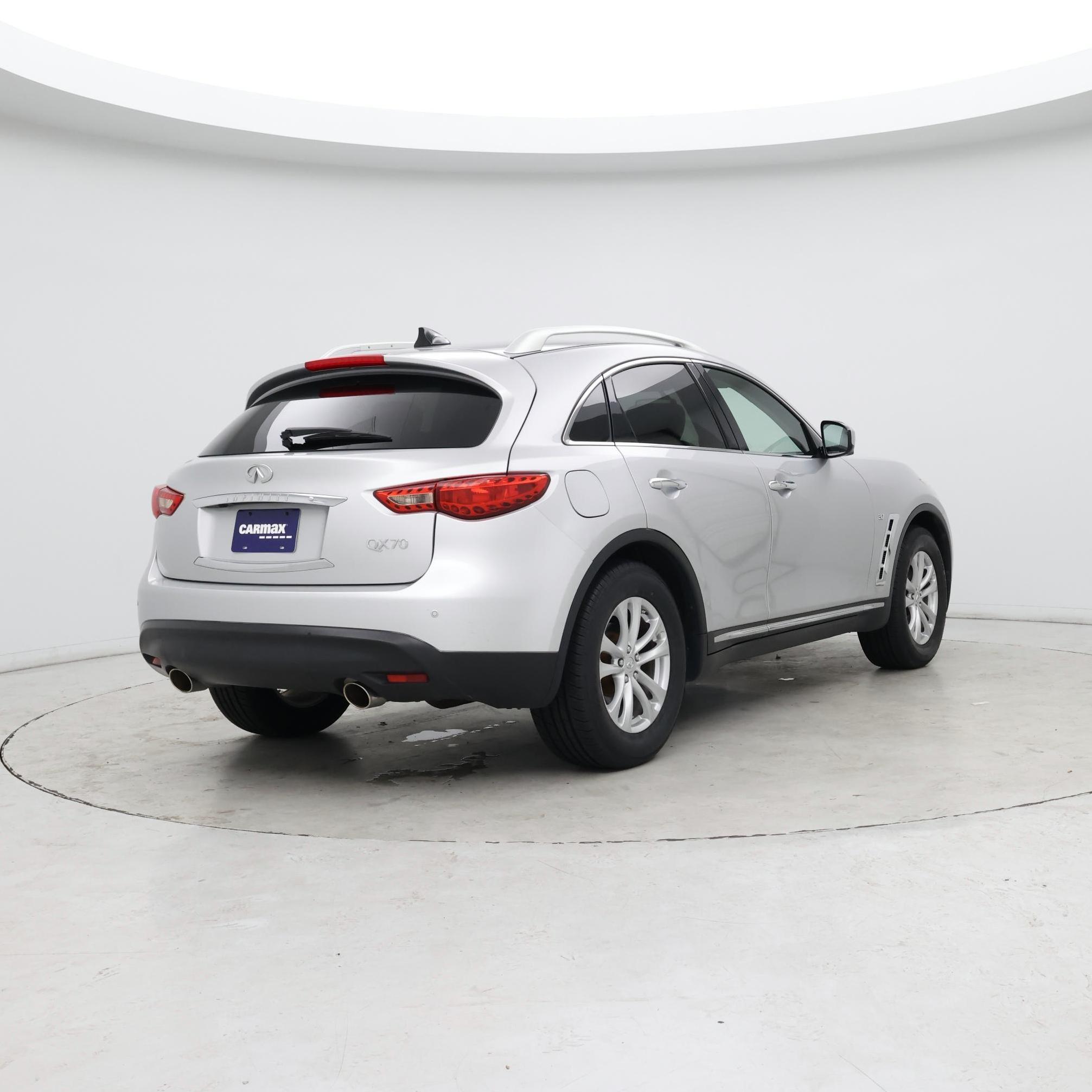 Thumbnail: 2017 INFINITI QX70 - 8