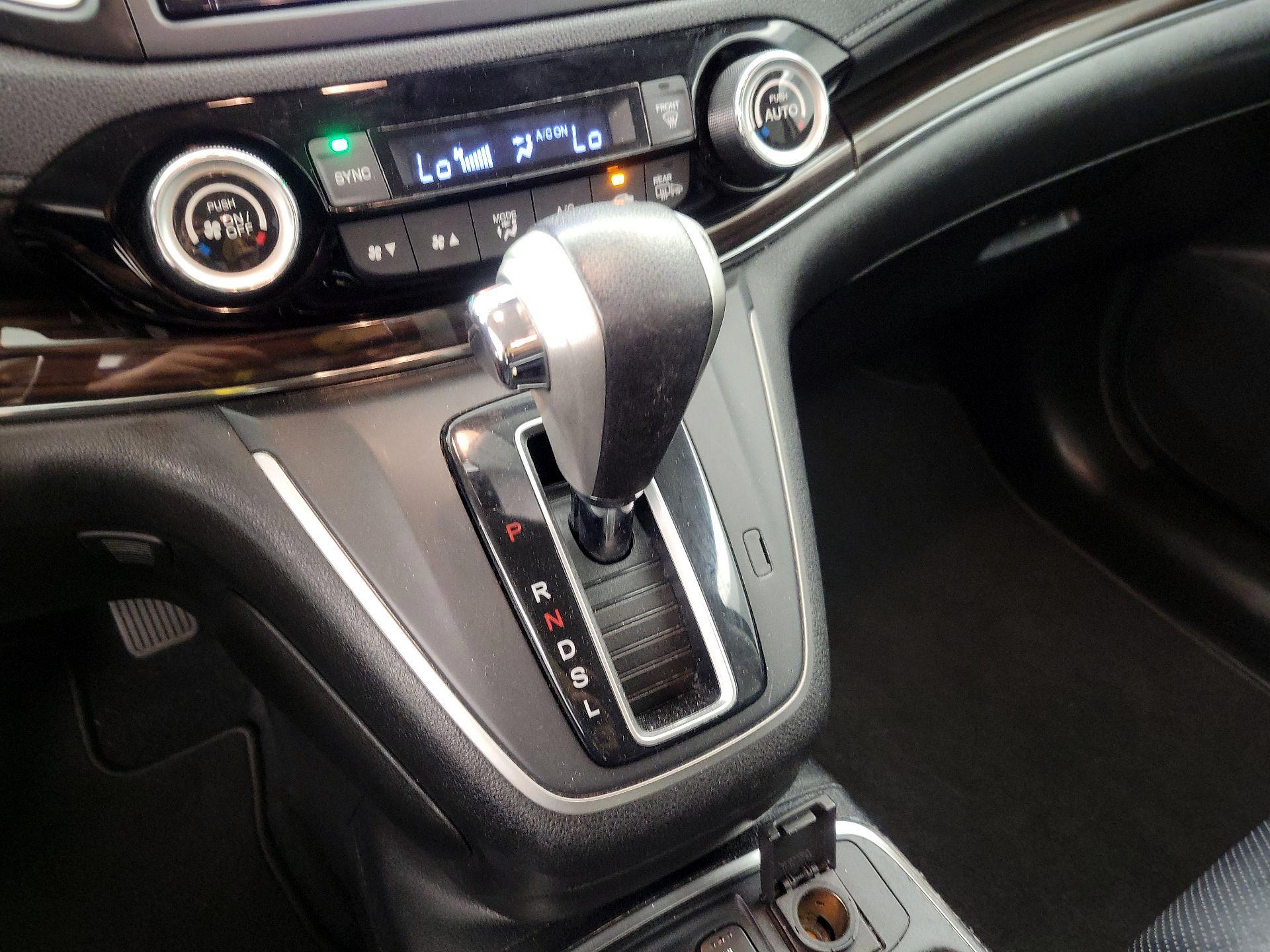 Thumbnail: 2015 Honda CR-V - 17