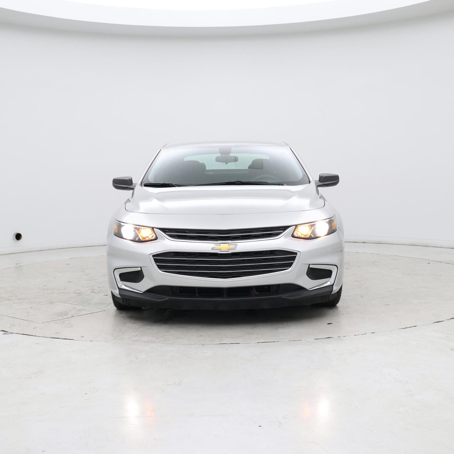 Thumbnail: 2018 Chevrolet Malibu - 5