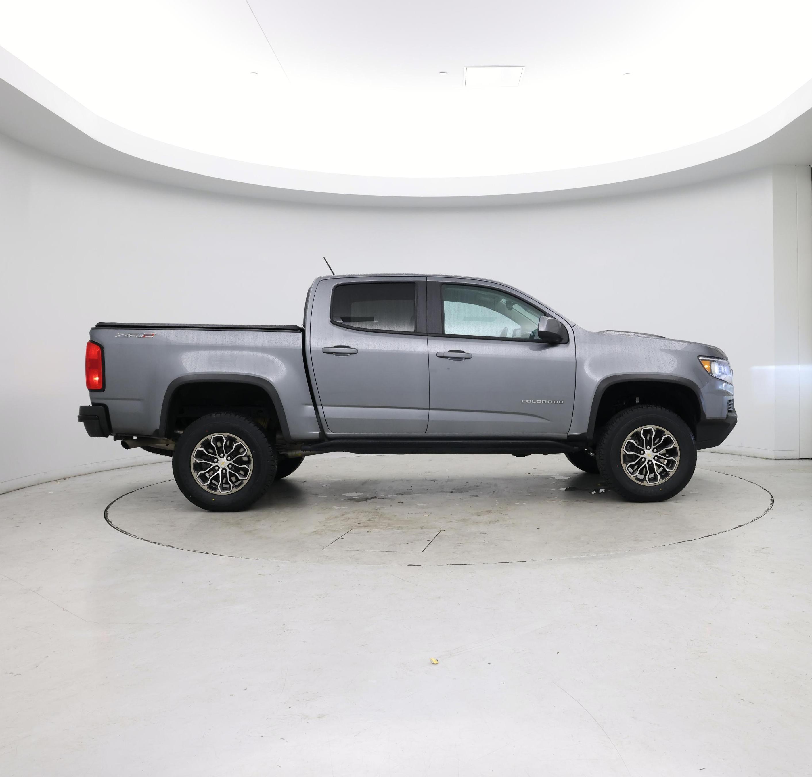 Thumbnail: 2022 Chevrolet Colorado - 7