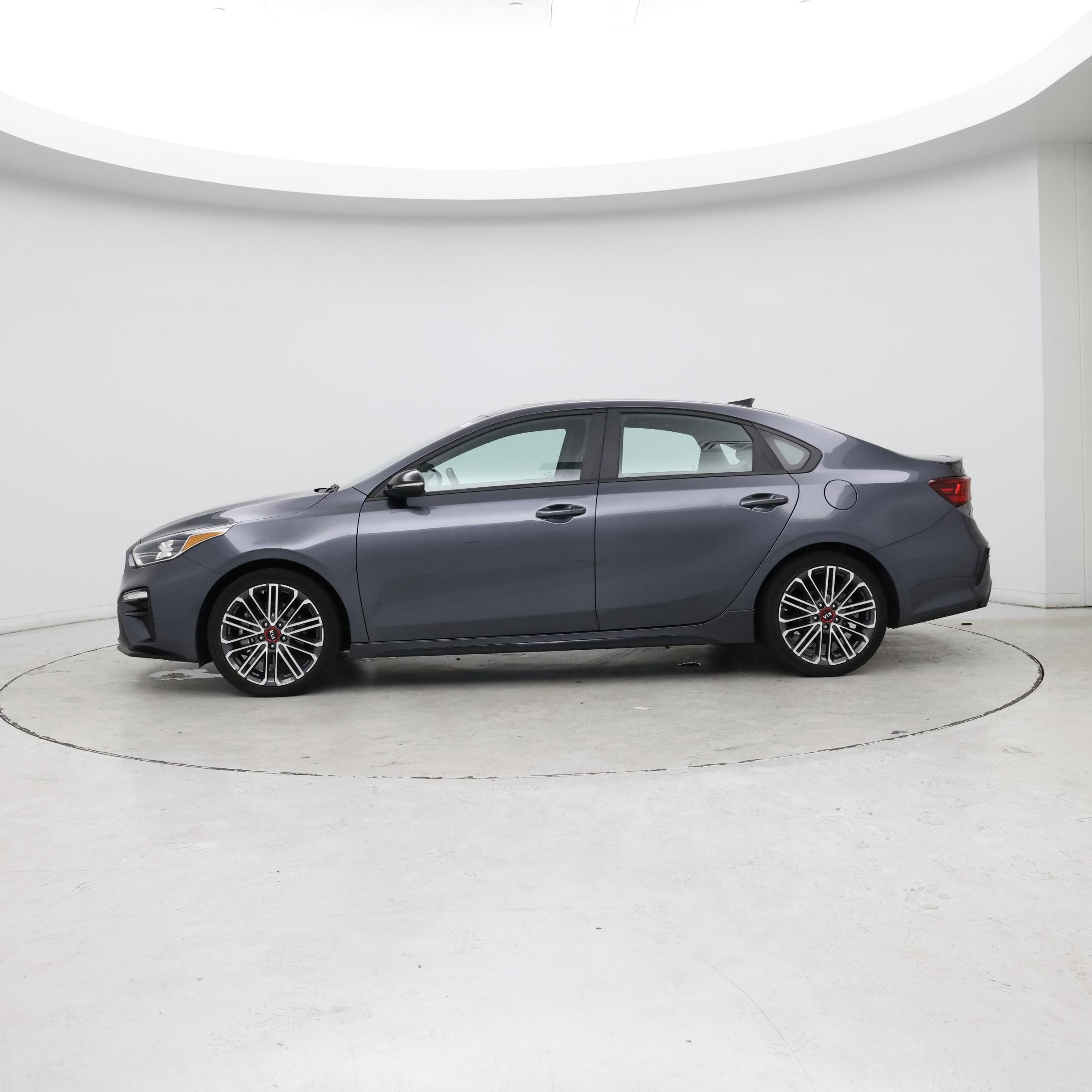 Thumbnail: 2020 Kia Forte - 3