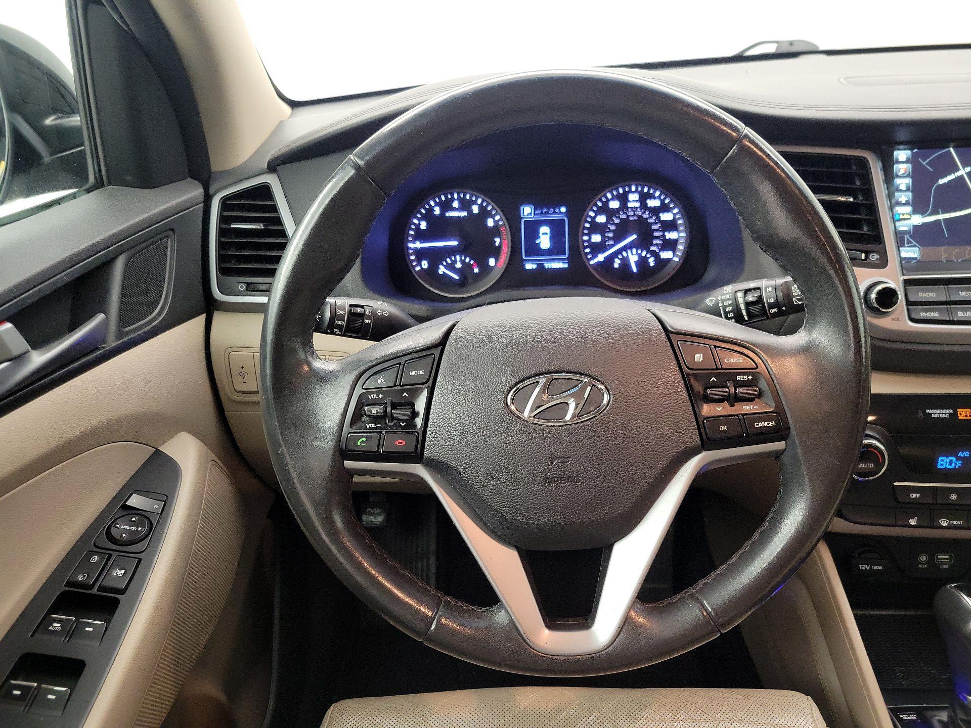 Thumbnail: 2016 Hyundai Tucson - 10