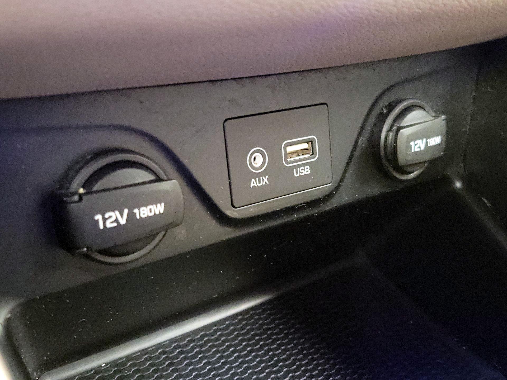 Thumbnail: 2016 Hyundai Tucson - 19