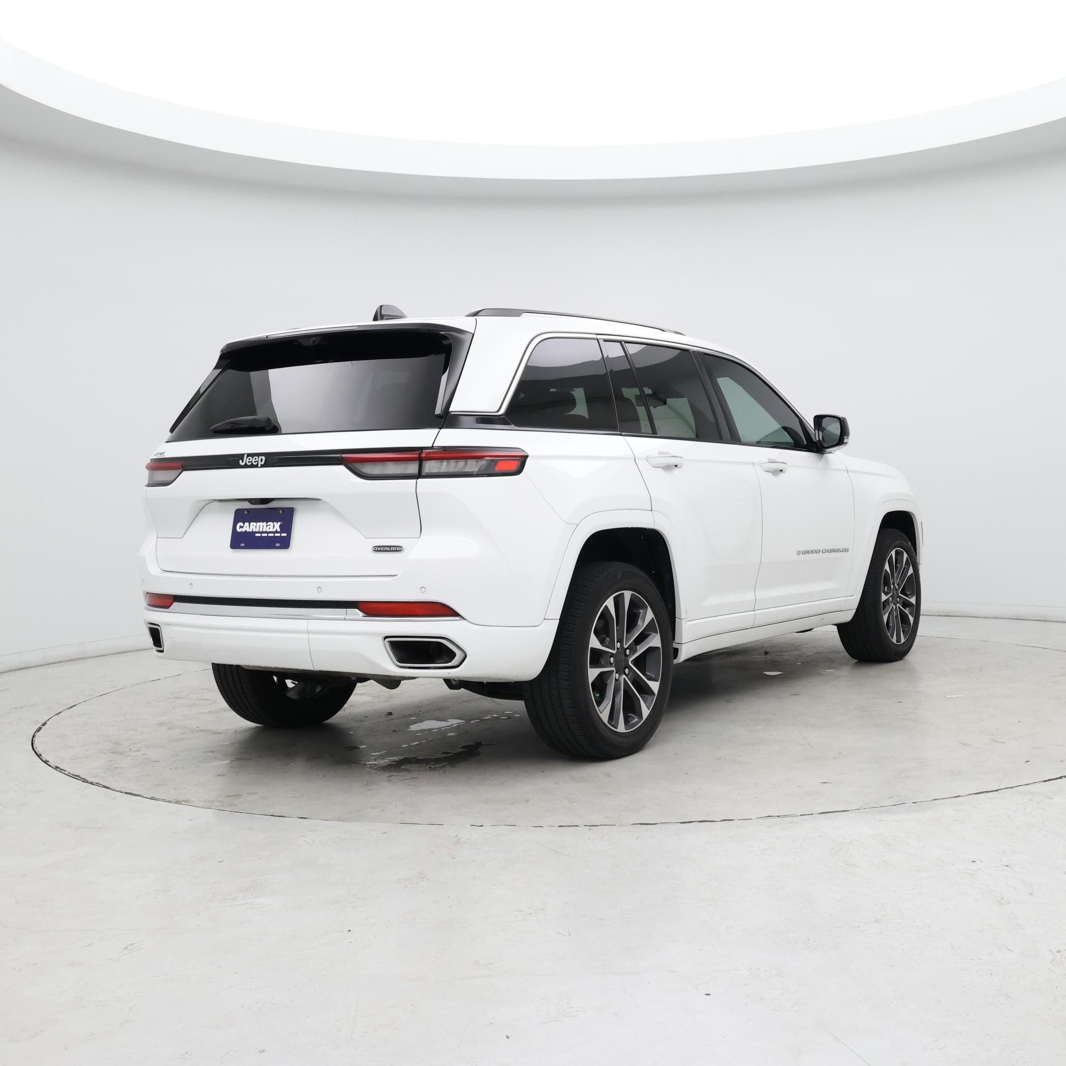 Thumbnail: 2023 Jeep Grand Cherokee - 8