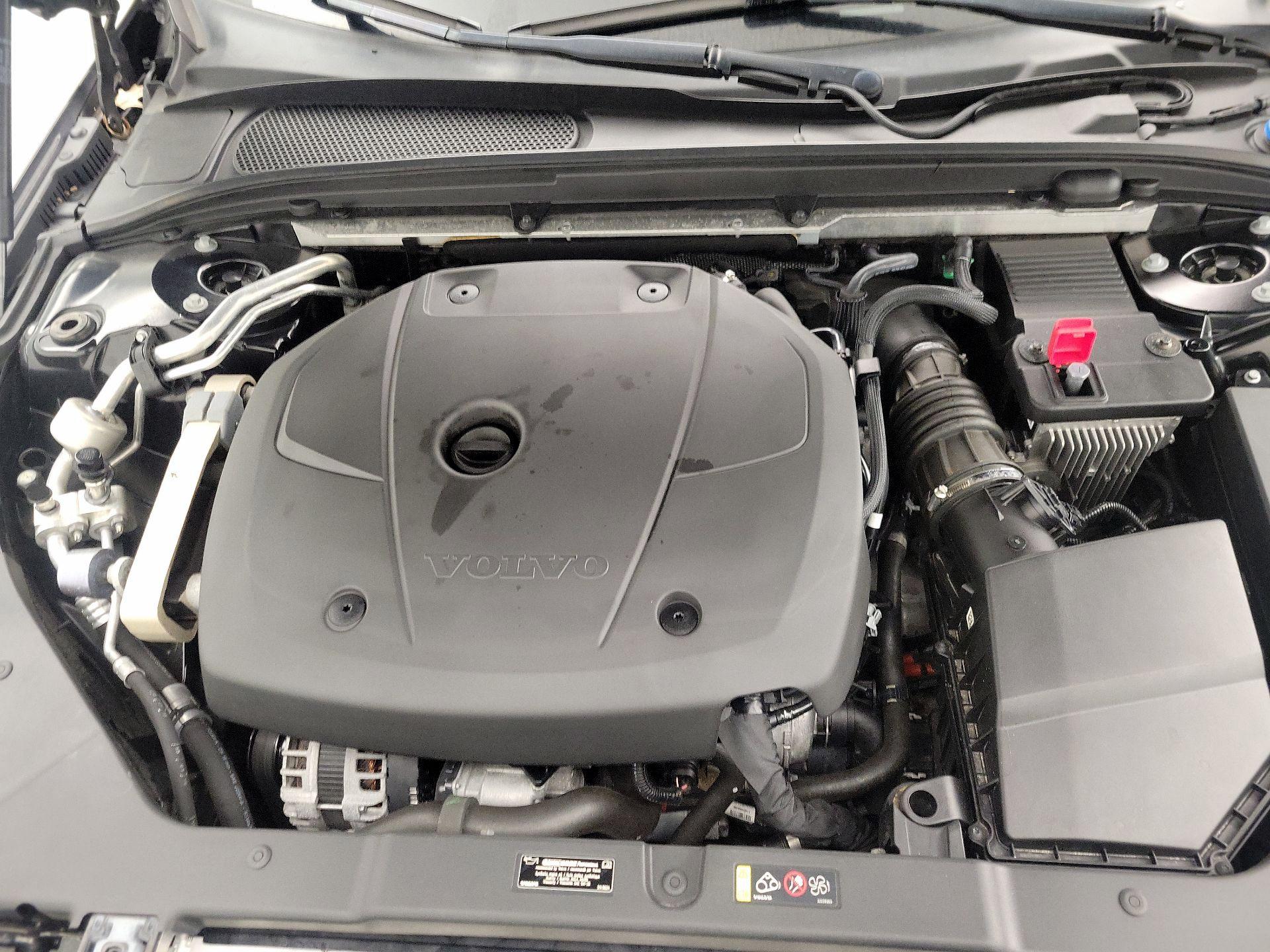 Thumbnail: 2019 Volvo S60 - 20