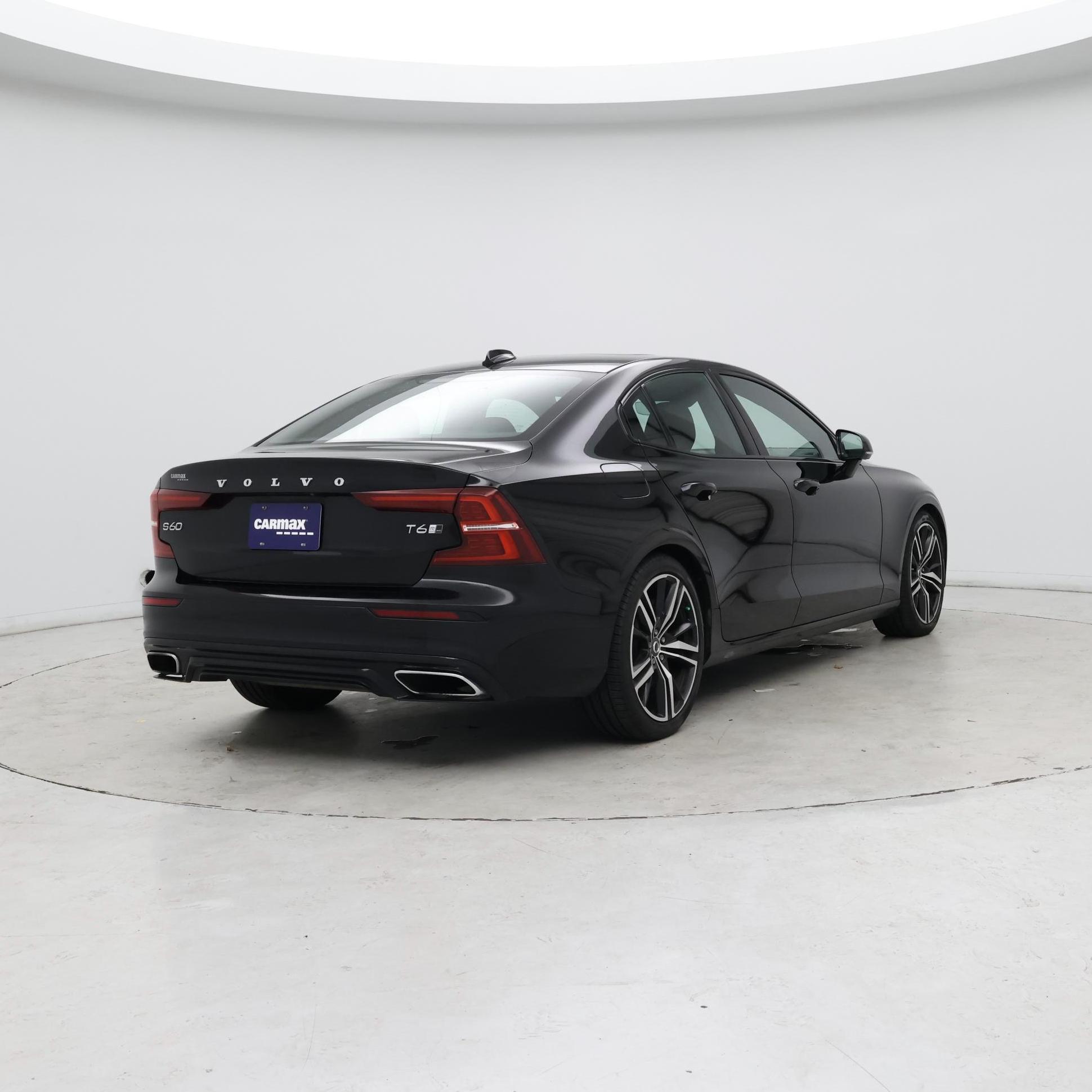Thumbnail: 2019 Volvo S60 - 8