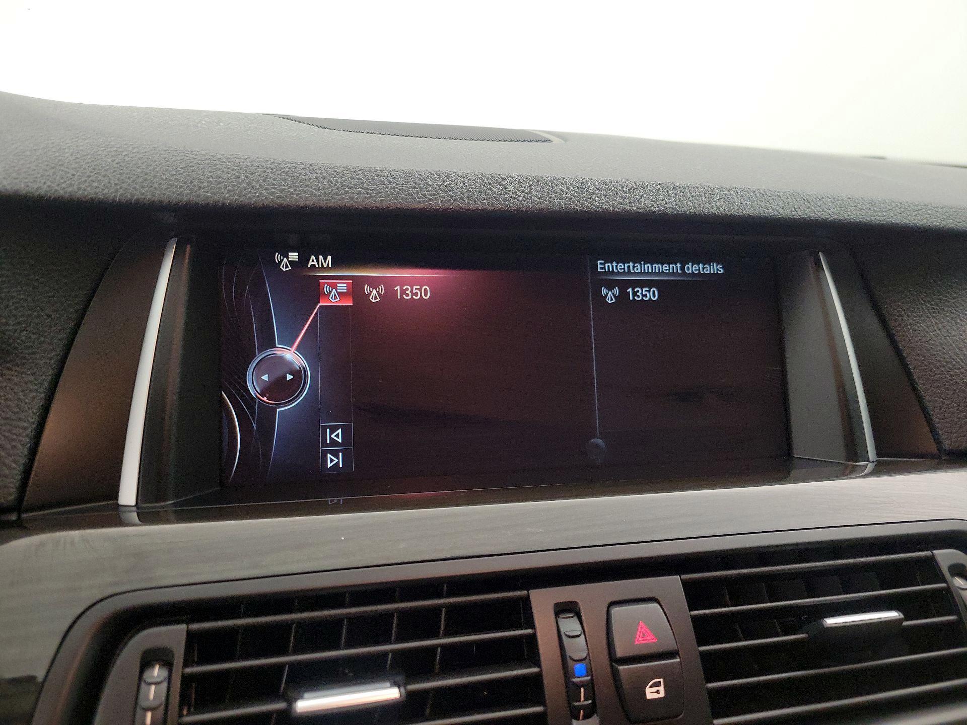 Thumbnail: 2016 BMW 5 Series - 15