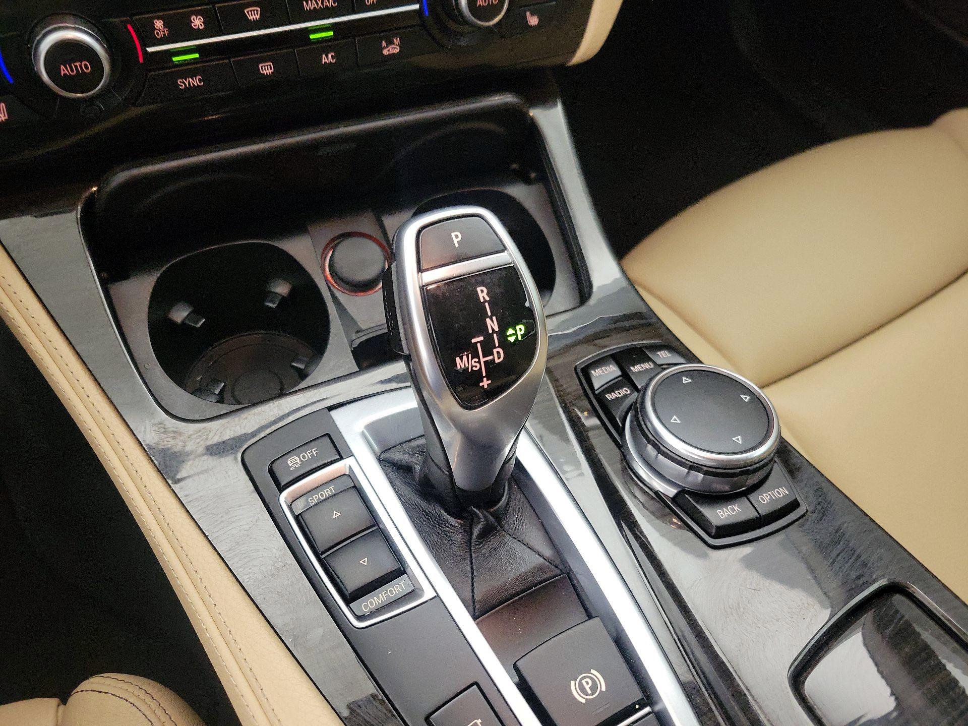 Thumbnail: 2016 BMW 5 Series - 17