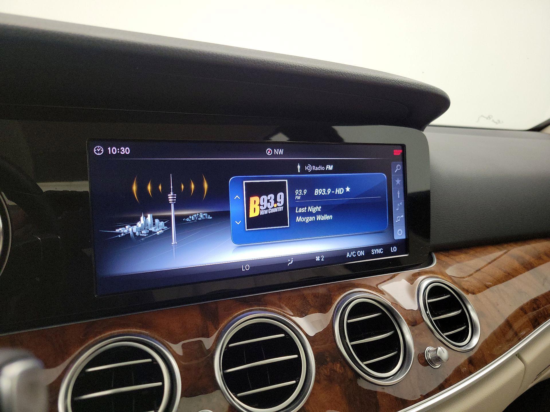 Thumbnail: 2018 Mercedes-Benz E-Class - 15
