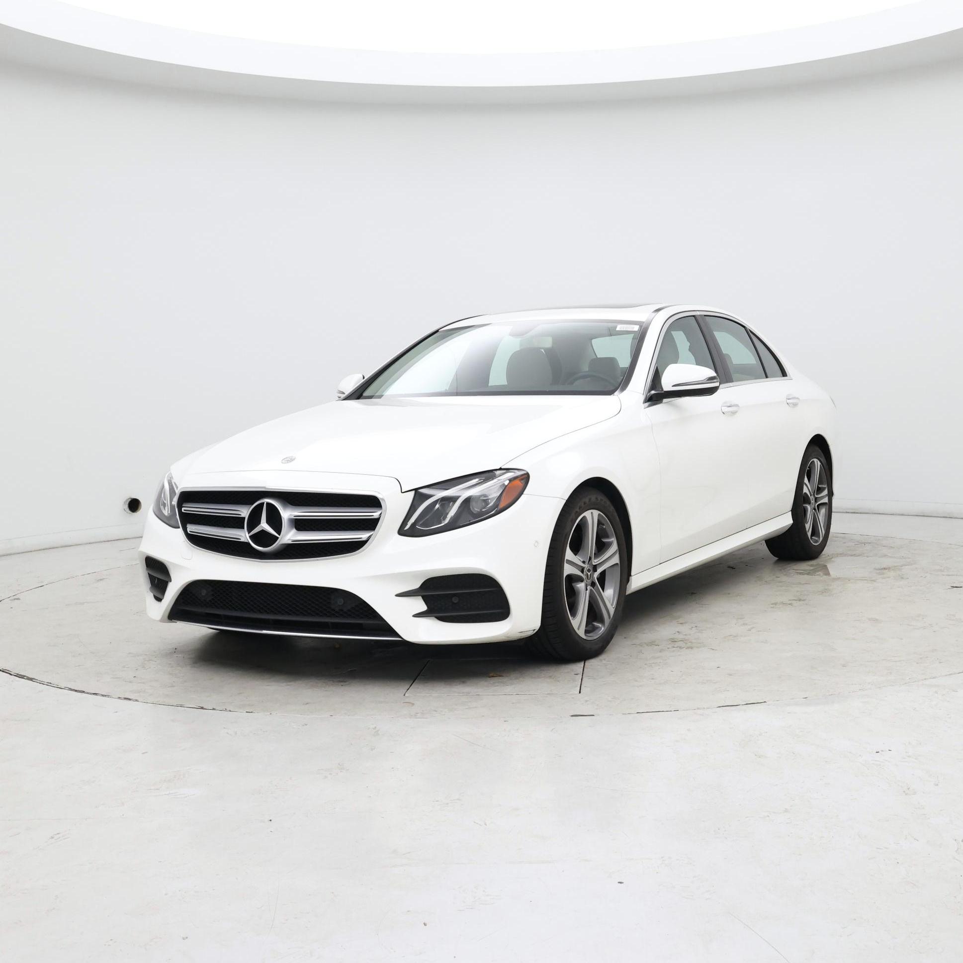 Thumbnail: 2018 Mercedes-Benz E-Class - 4