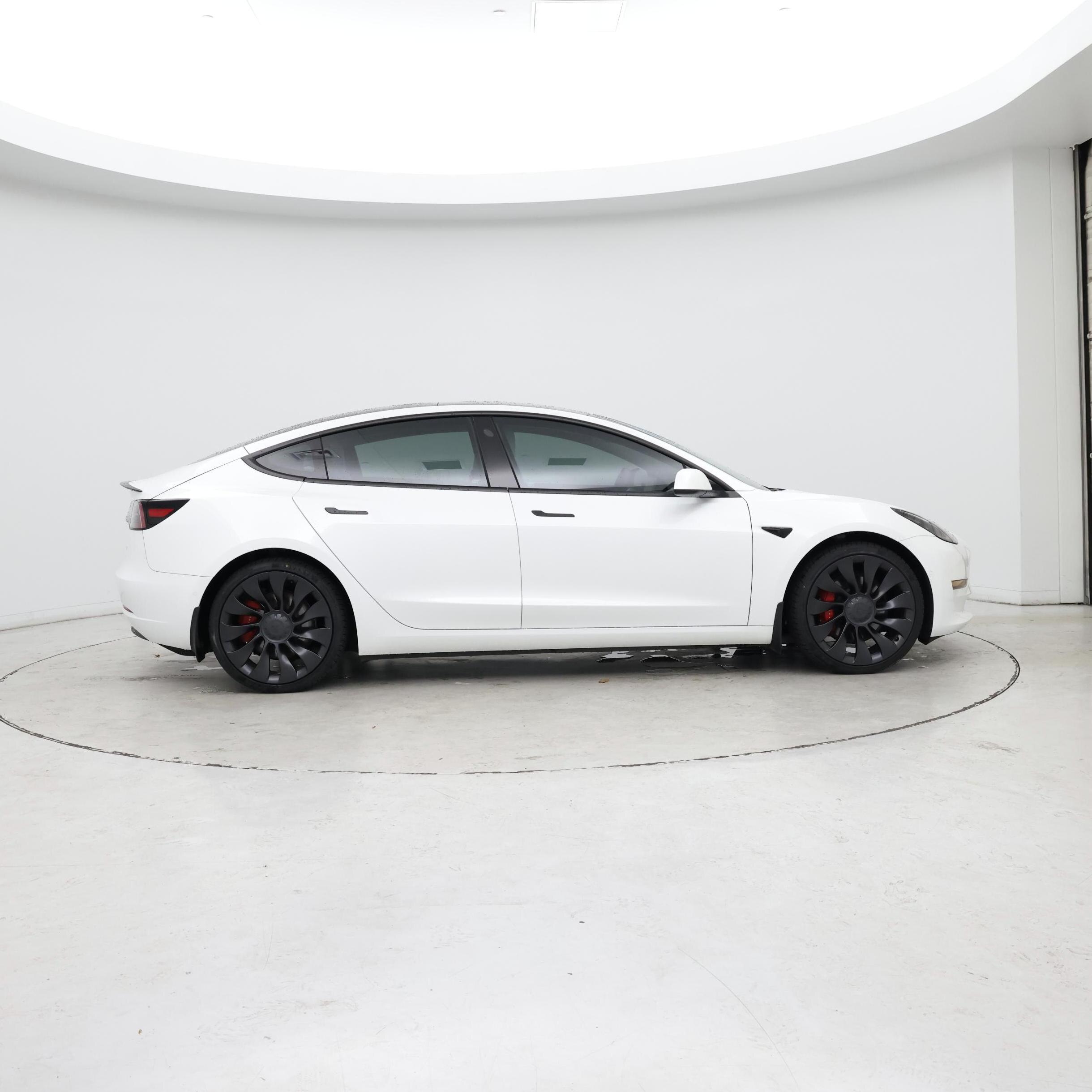 Thumbnail: 2022 Tesla Model 3 - 7