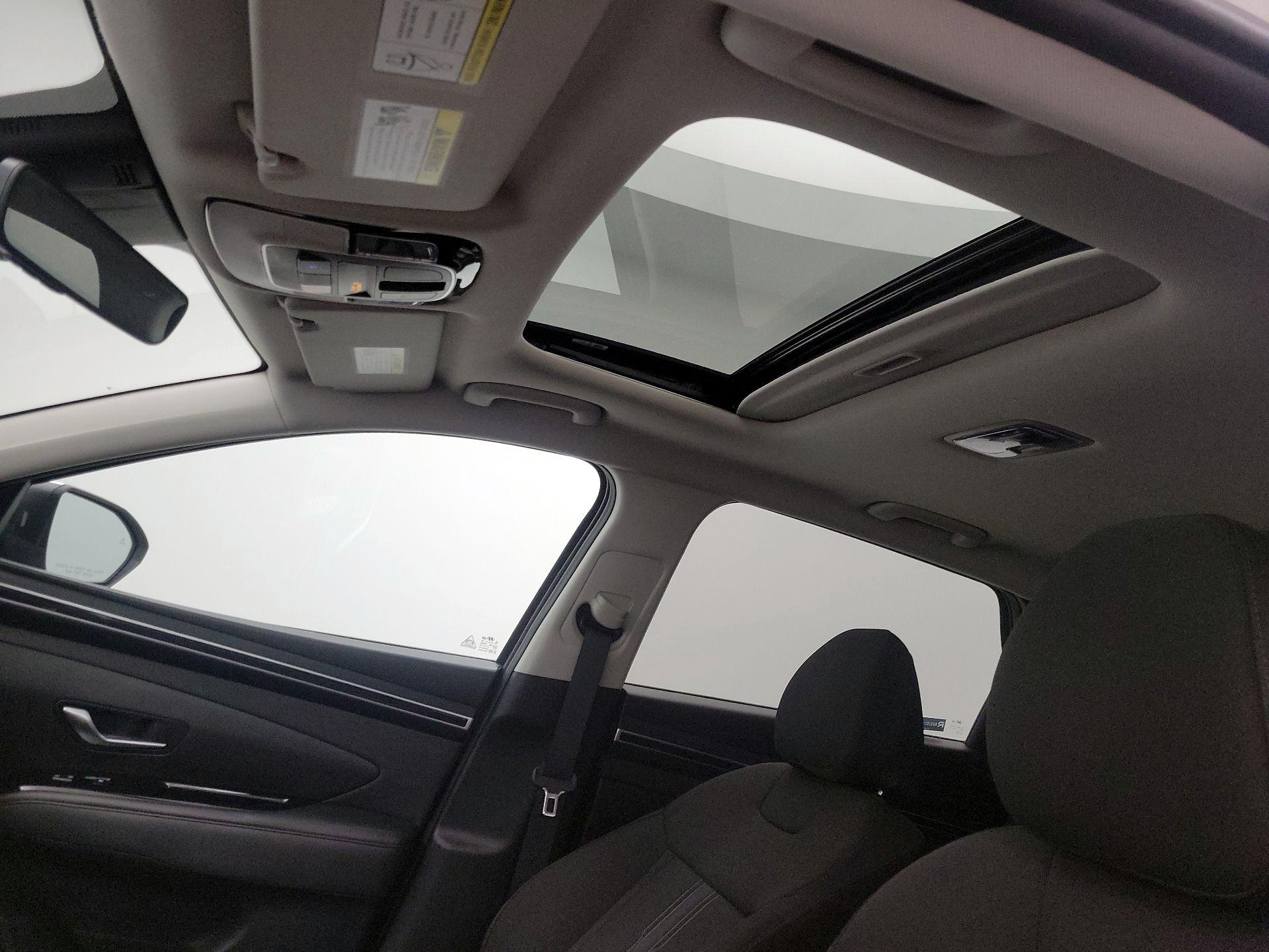 Thumbnail: 2022 Hyundai Tucson - 19