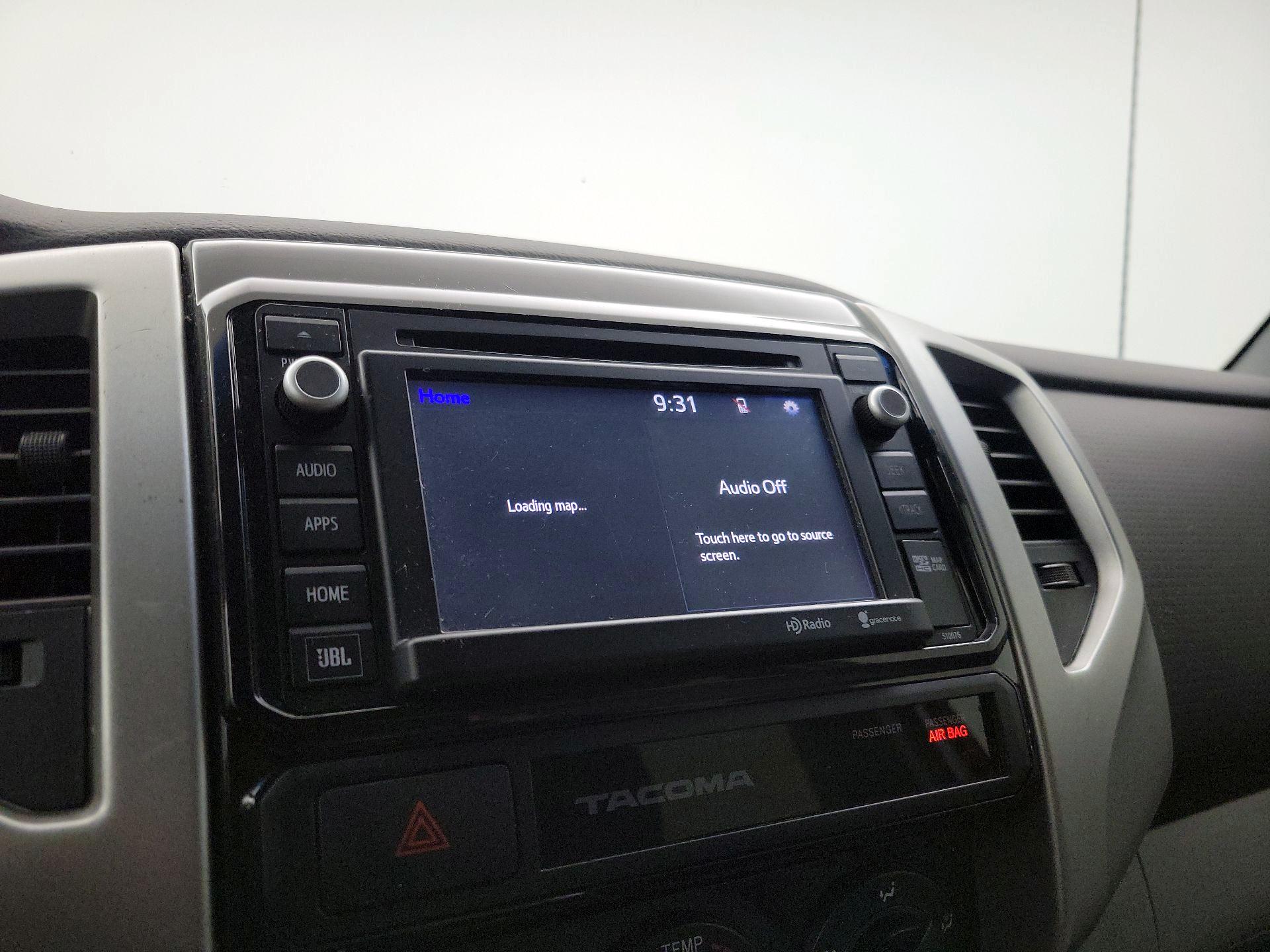 Thumbnail: 2015 Toyota Tacoma - 15