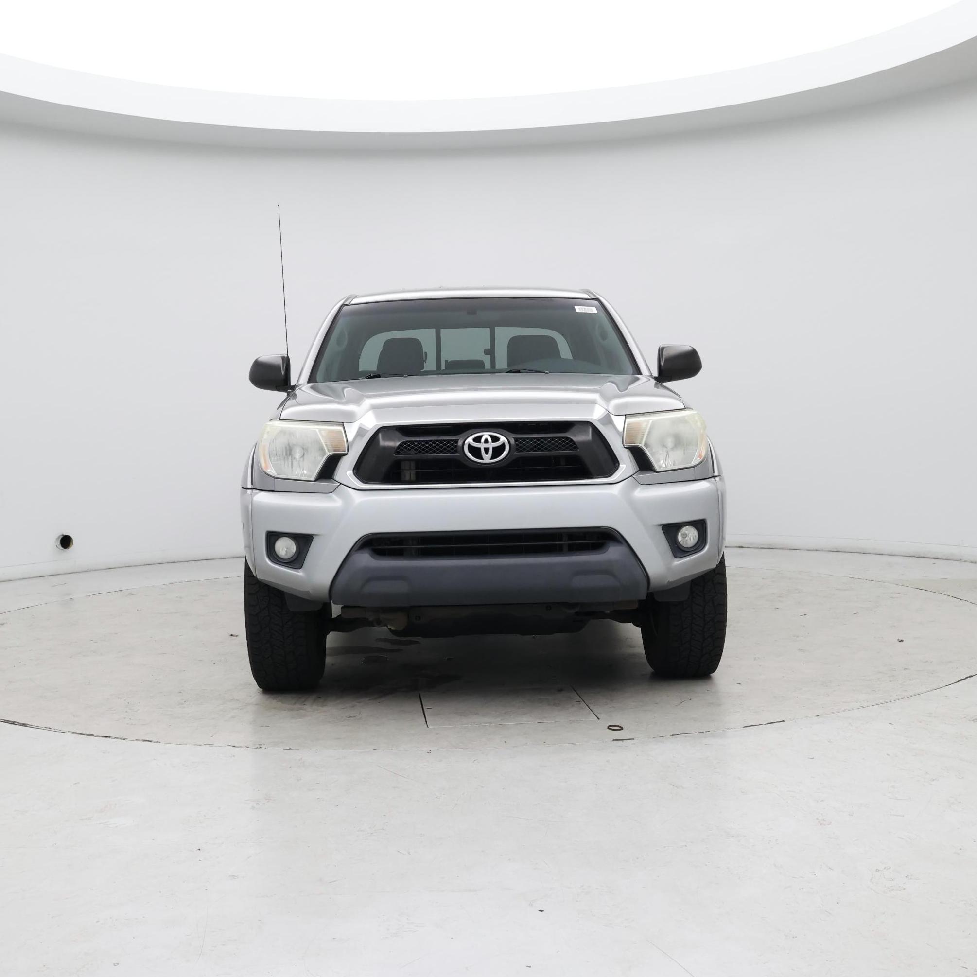 Thumbnail: 2015 Toyota Tacoma - 5