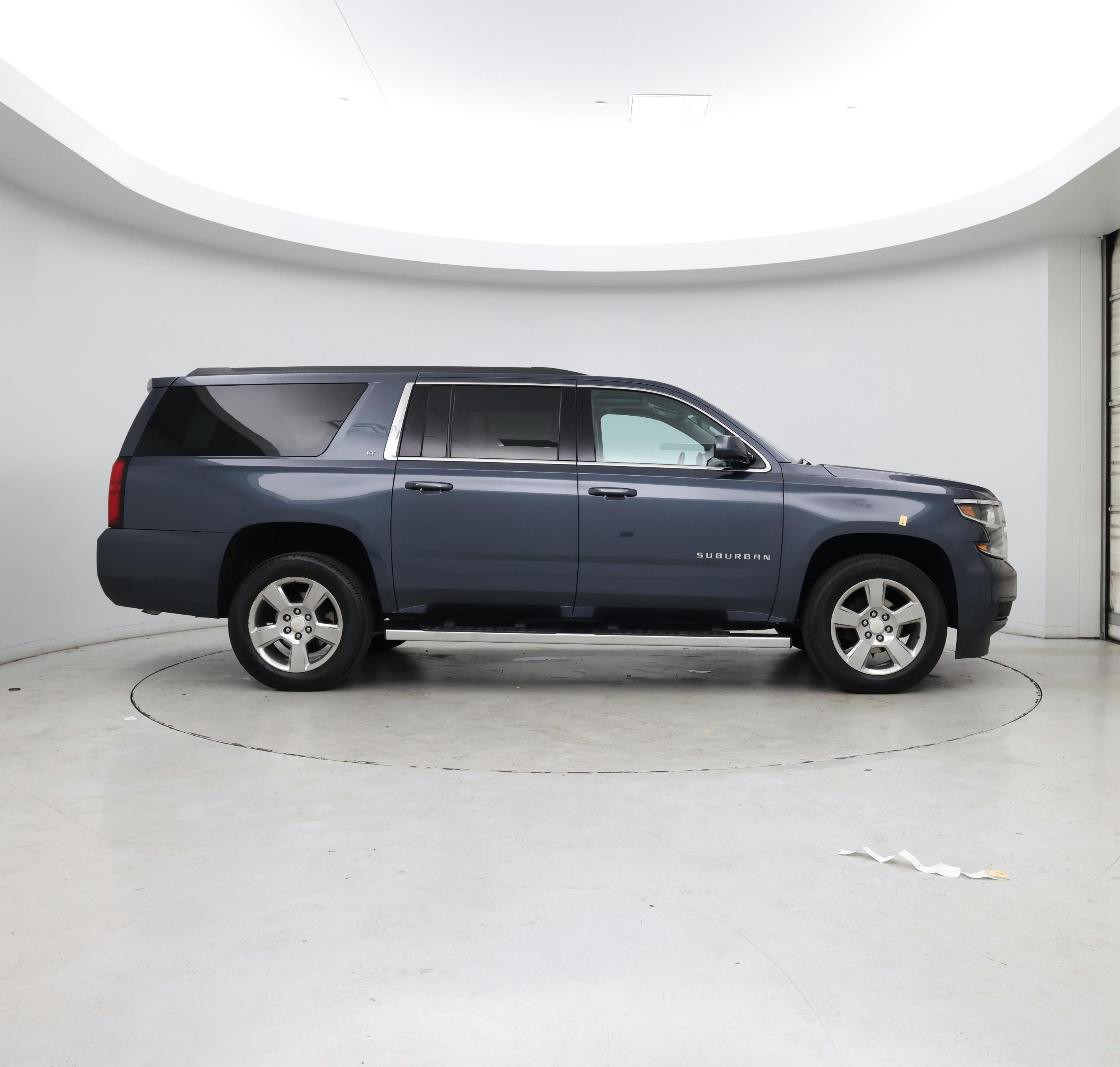 Thumbnail: 2020 Chevrolet Suburban - 7