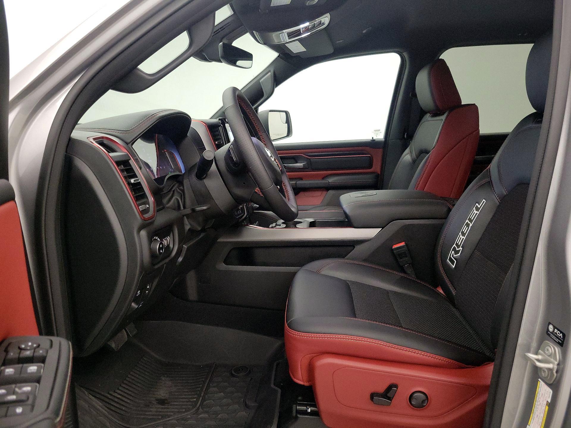 Thumbnail: 2025 RAM 1500 - 11
