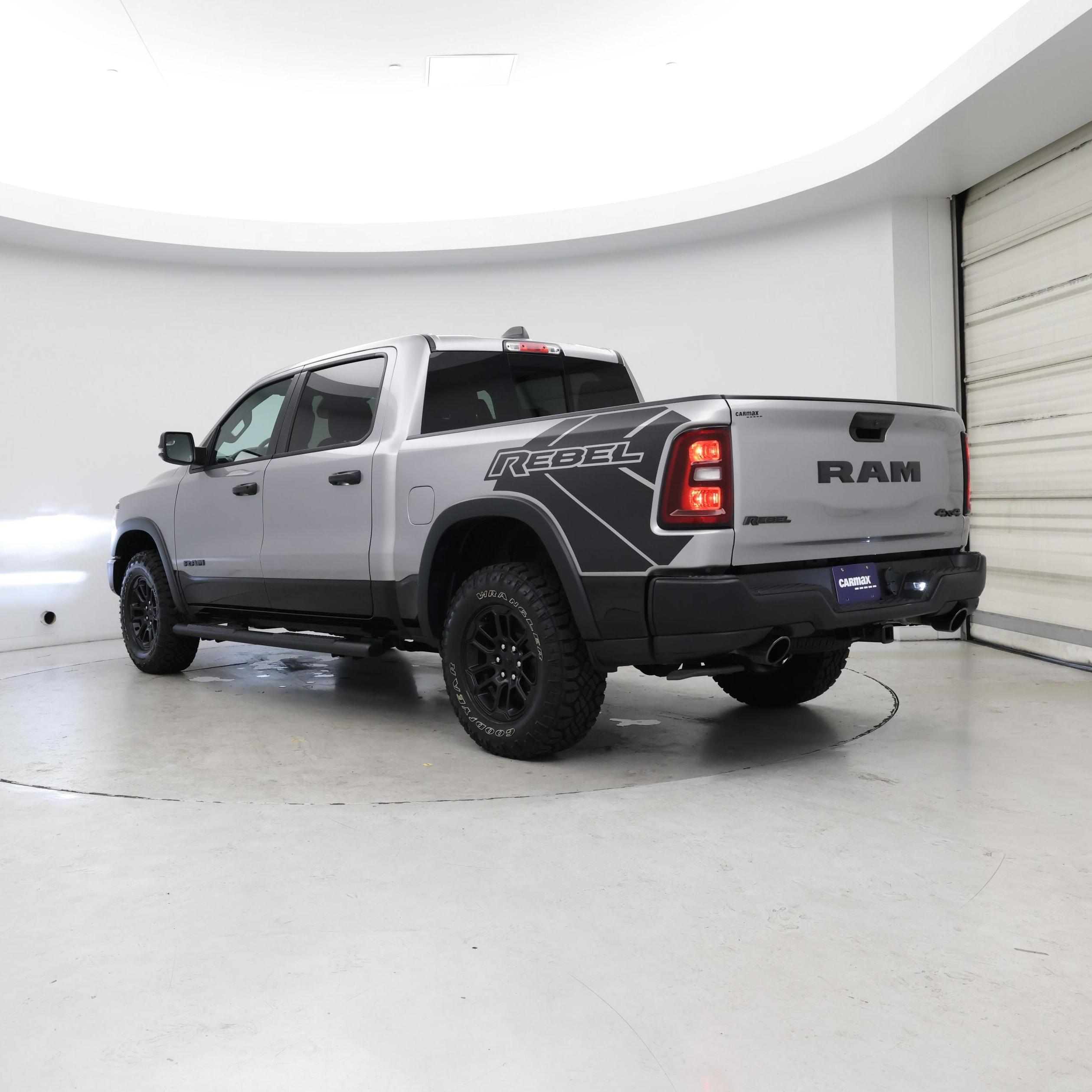 Thumbnail: 2025 RAM 1500 - 2