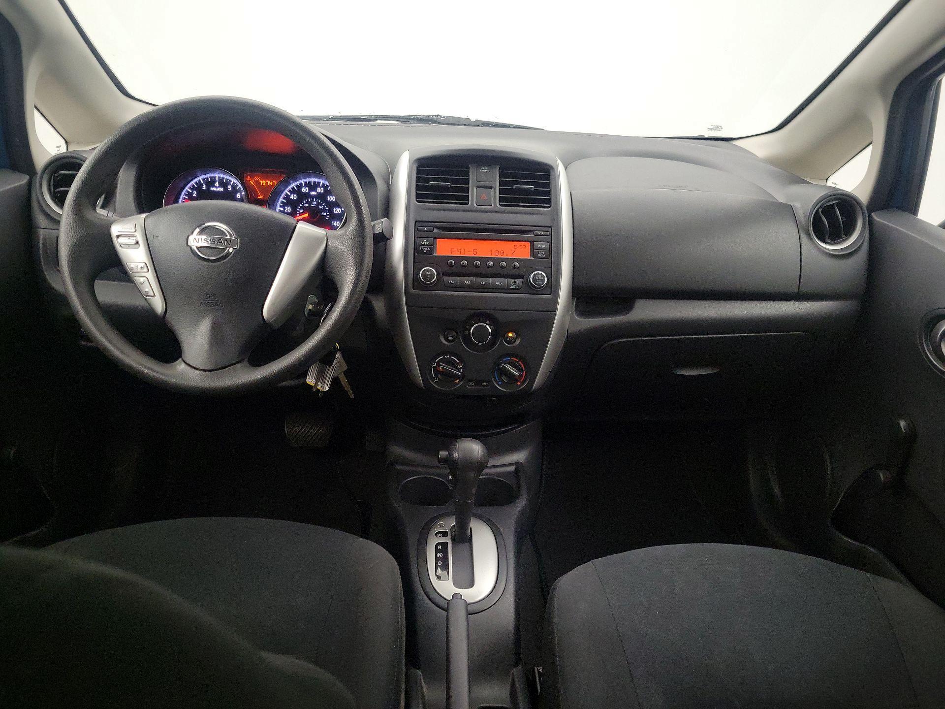 Thumbnail: 2015 Nissan Versa Note - 9